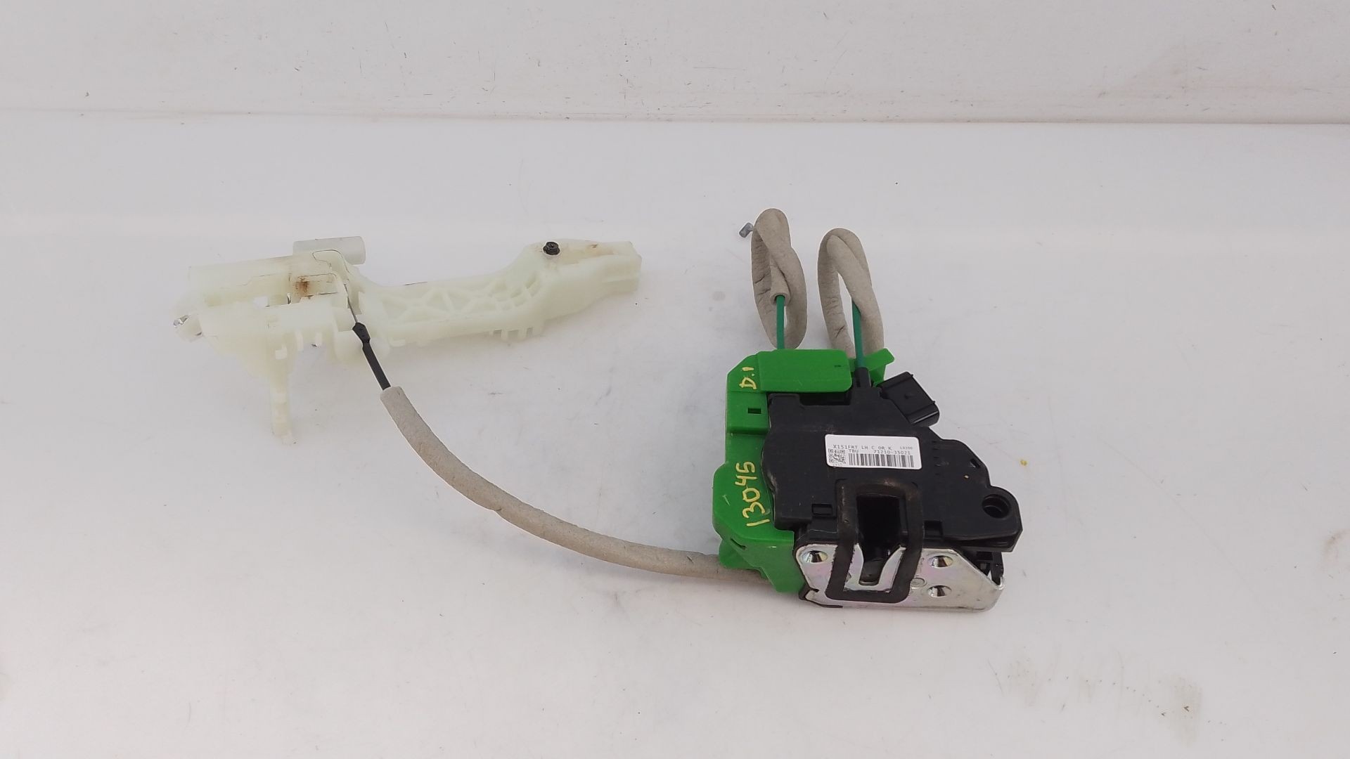 CERRADURA PUERTA DELANTERA IZQUIERDA SSANGYONG TIVOLI 7121035021 / E1-B3-4-1 7121035021E1B341