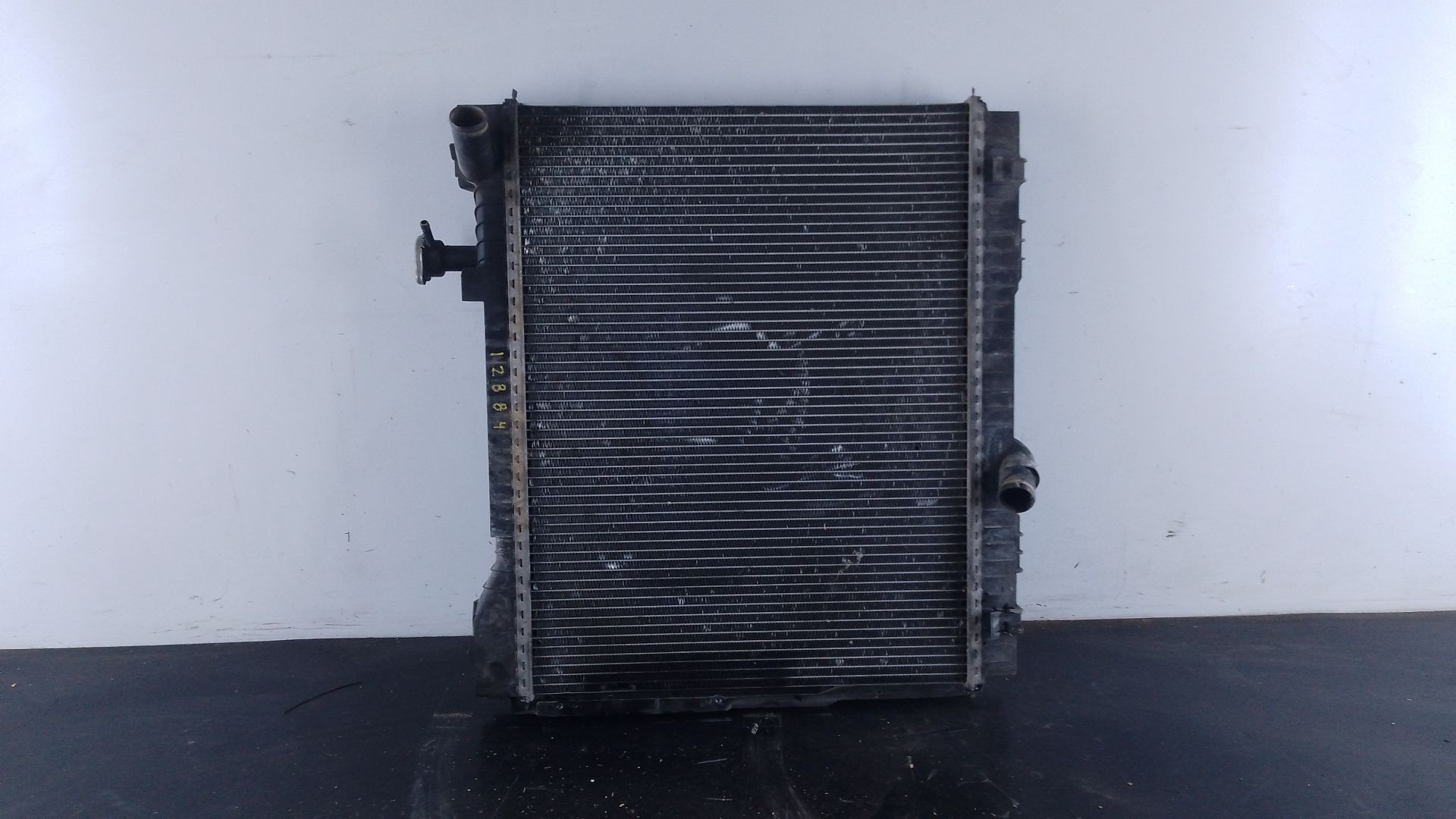 RADIADOR AGUA NISSAN CABSTAR (F24M, F24W) 99001059 / P2-B6-15 / 1171000P 99001059P2B6151171000P - Vista 2