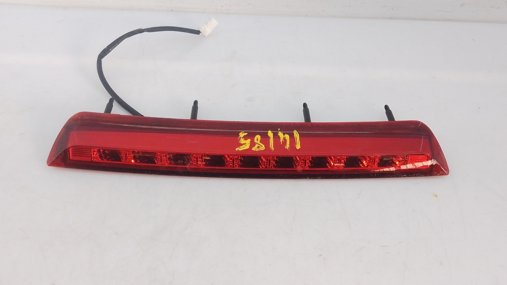 LUZ CENTRAL DE FRENO HYUNDAI KONA (OS, OSE, OSI) 92700J9 / E2-B5-3-2 92700J9E2B532