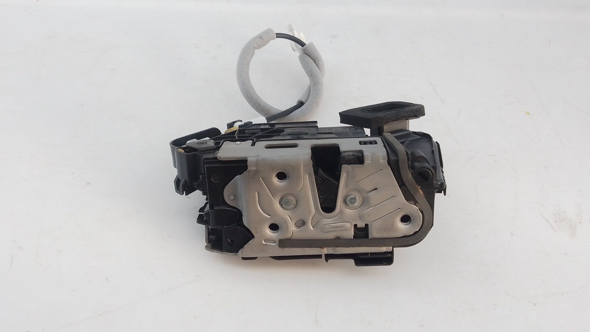 CERRADURA PUERTA DELANTERA DERECHA SEAT ATECA (KH7, KHP) 5TB837016E / E1-B6-8-1 5TB837016EE1B681 - Vista 3