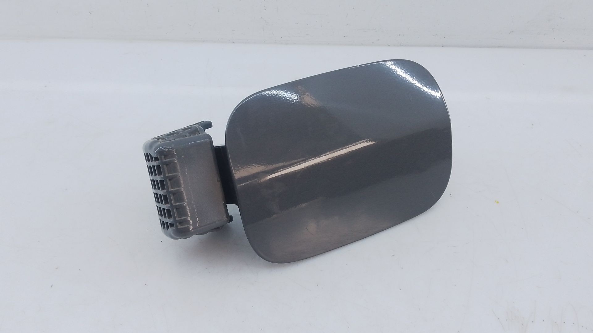 TAPA EXTERIOR COMBUSTIBLE HYUNDAI KONA (OS, OSE, OSI) E2-B5-9-2 E2B592 - Vista 2