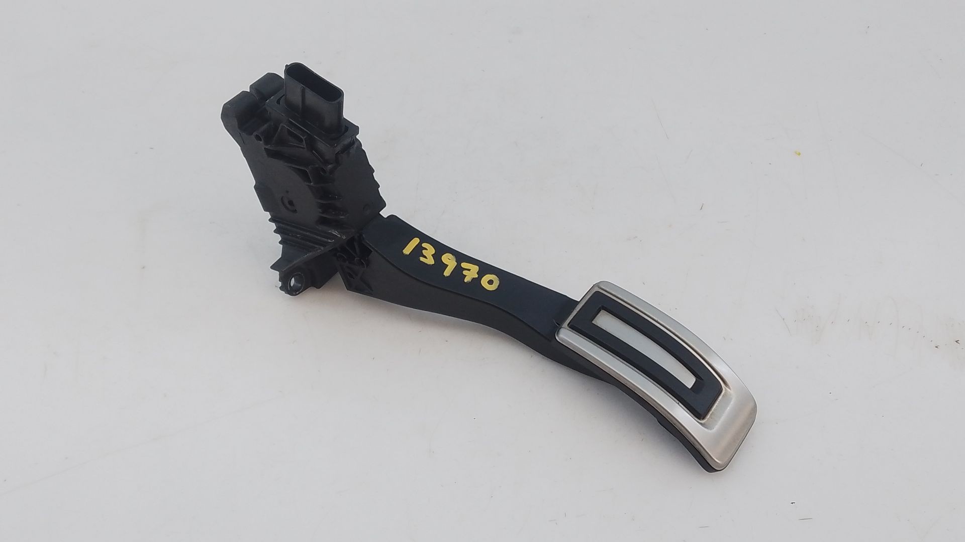 PEDAL ACELERADOR SKODA KAROQ 2.0 TDI NU7 5Q1723503L / E2-A1-13-5 / 6PV01062183 5Q1723503LE2A11356PV01062183