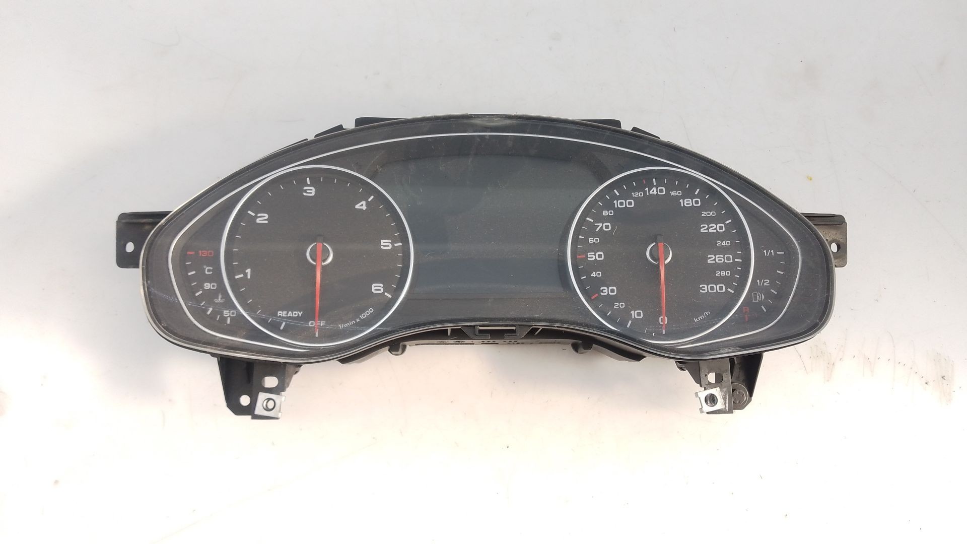 CUADRO INSTRUMENTOS AUDI A7 Sportback (4GA, 4GF) 4G8920934R / E2-A1-8-4 / 0263725115 4G8920934RE2A1840263725115
