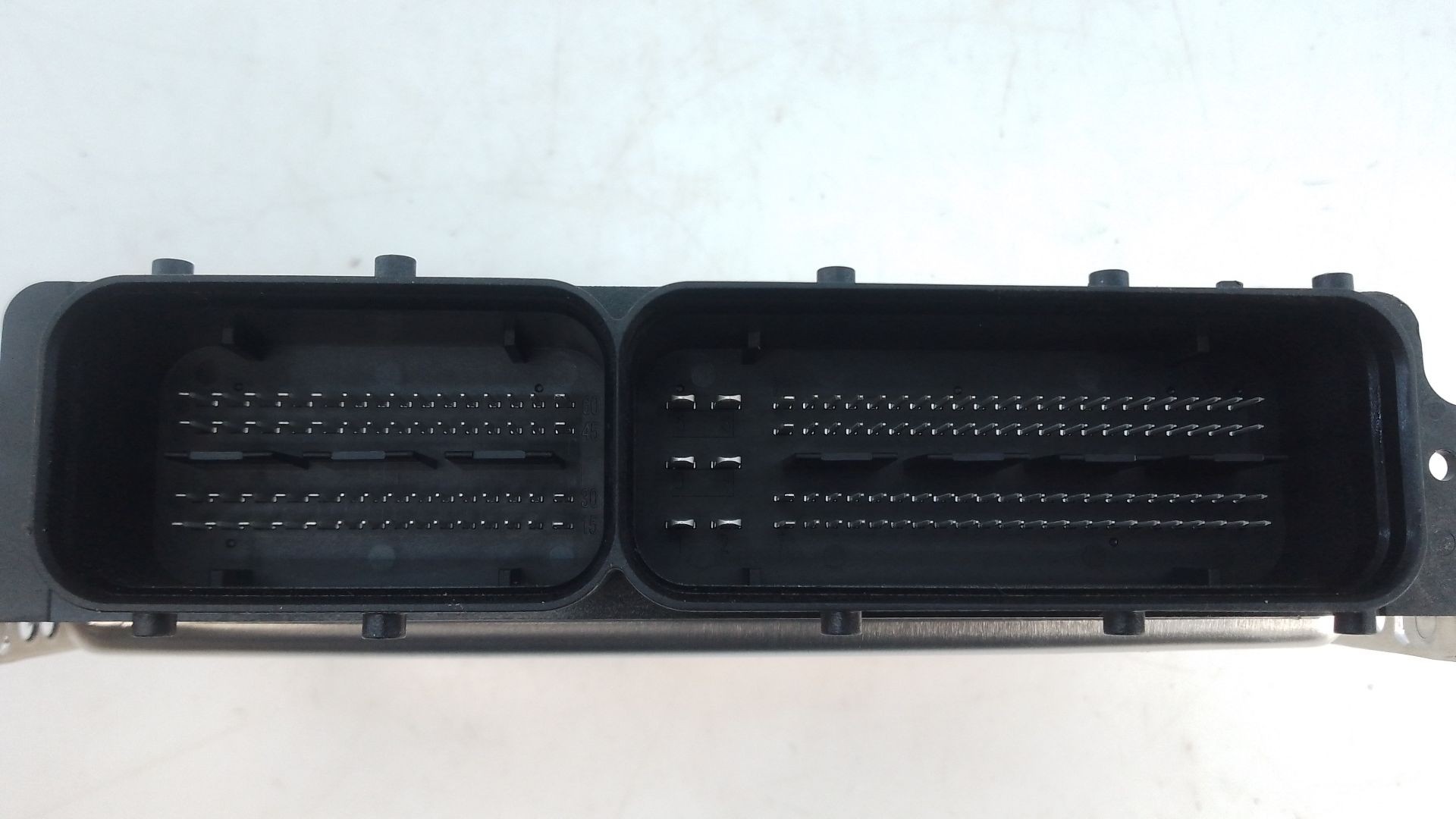 CENTRALITA MOTOR UCE CUPRA FORMENTOR (KMP) 1.5 TSI 05E907309CA / E2-A1-8-5 / 0261S107KJ 05E907309CAE2A1850261S107KJ - Vista 3