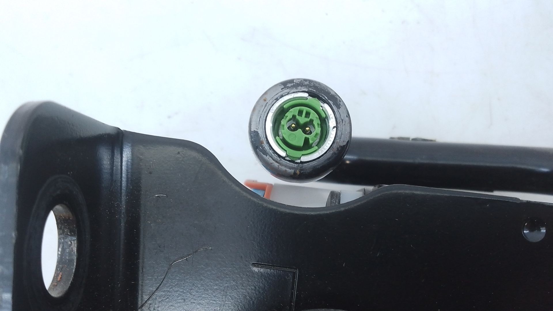 CINTURON SEGURIDAD TRASERO IZQUIERDO HYUNDAI KONA 2 89870BE100 / E2-B5-4-2 89870BE100E2B542 - Vista 3