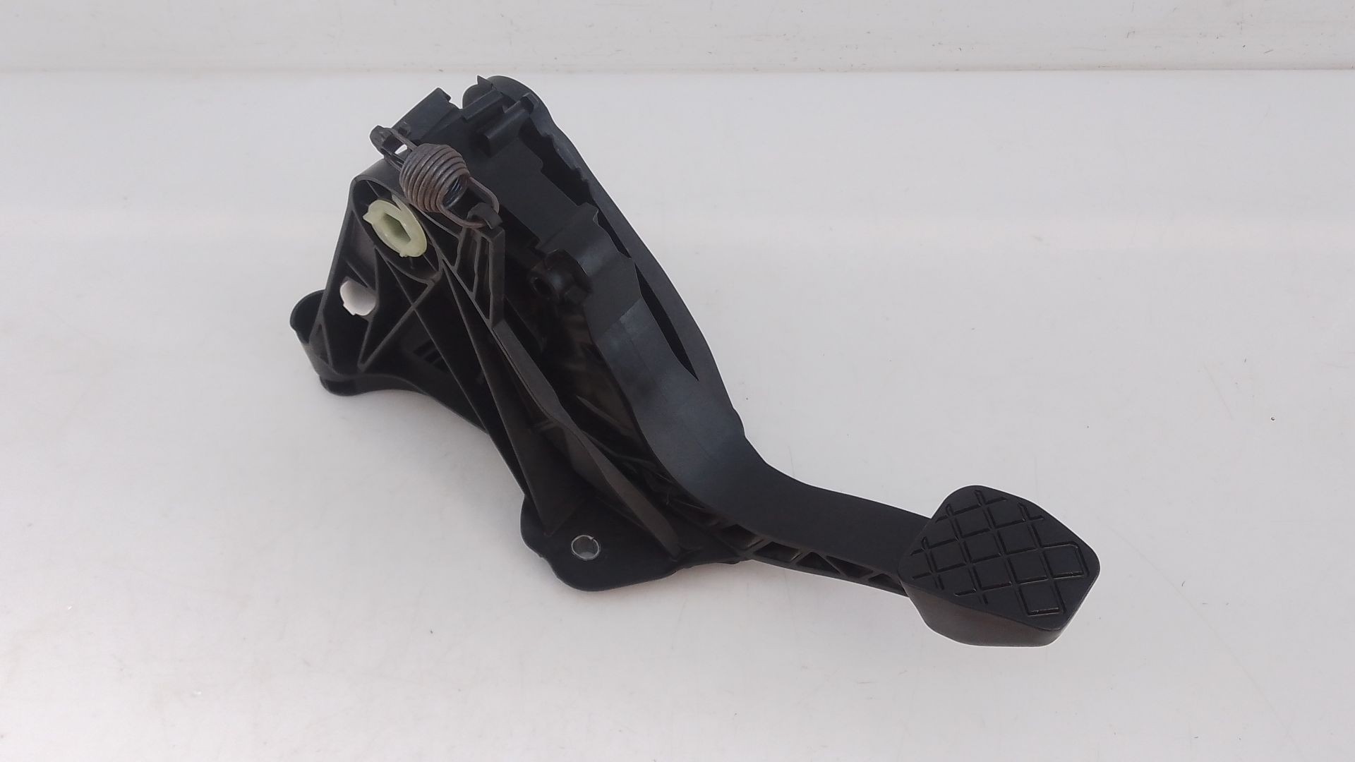 PEDAL EMBRAGUE SEAT ATECA (KH7) 5Q1721059 / E1-B6-2-1 5Q1721059E1B621