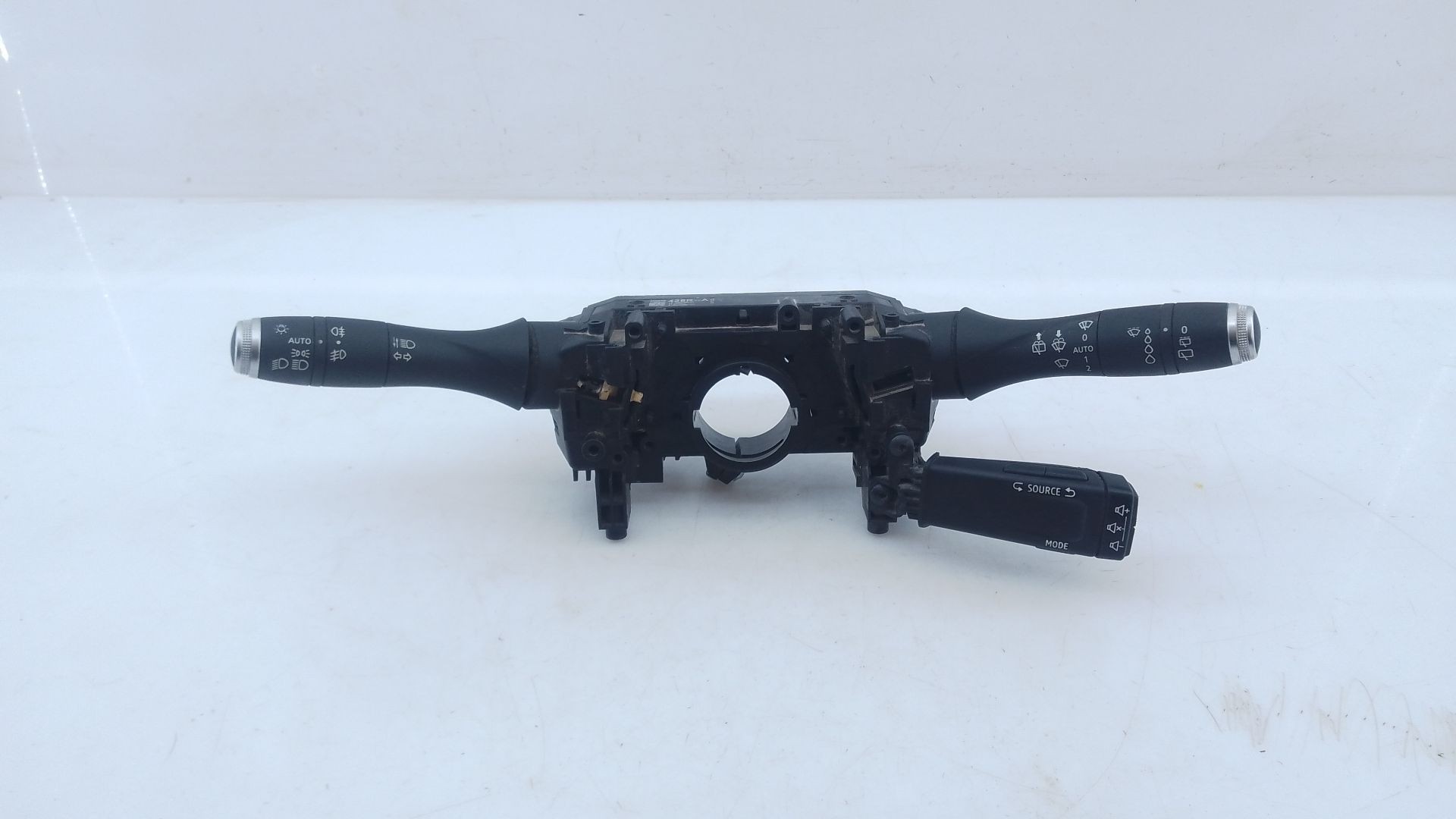 MANDO INTERMITENTES RENAULT ZOE 255670428R / E2-A1-13-9 255670428RE2A1139