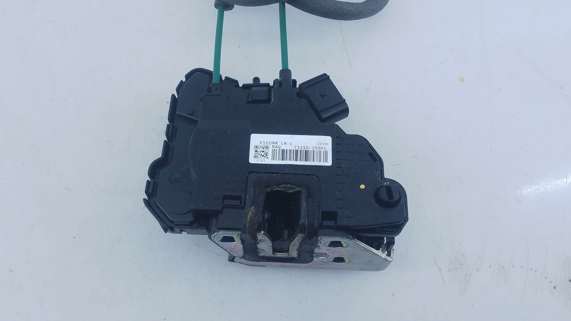 CERRADURA PUERTA TRASERA IZQUIERDA SSANGYONG TIVOLI 7131035001 / E1-B3-52-2 7131035001E1B3522 - Vista 3
