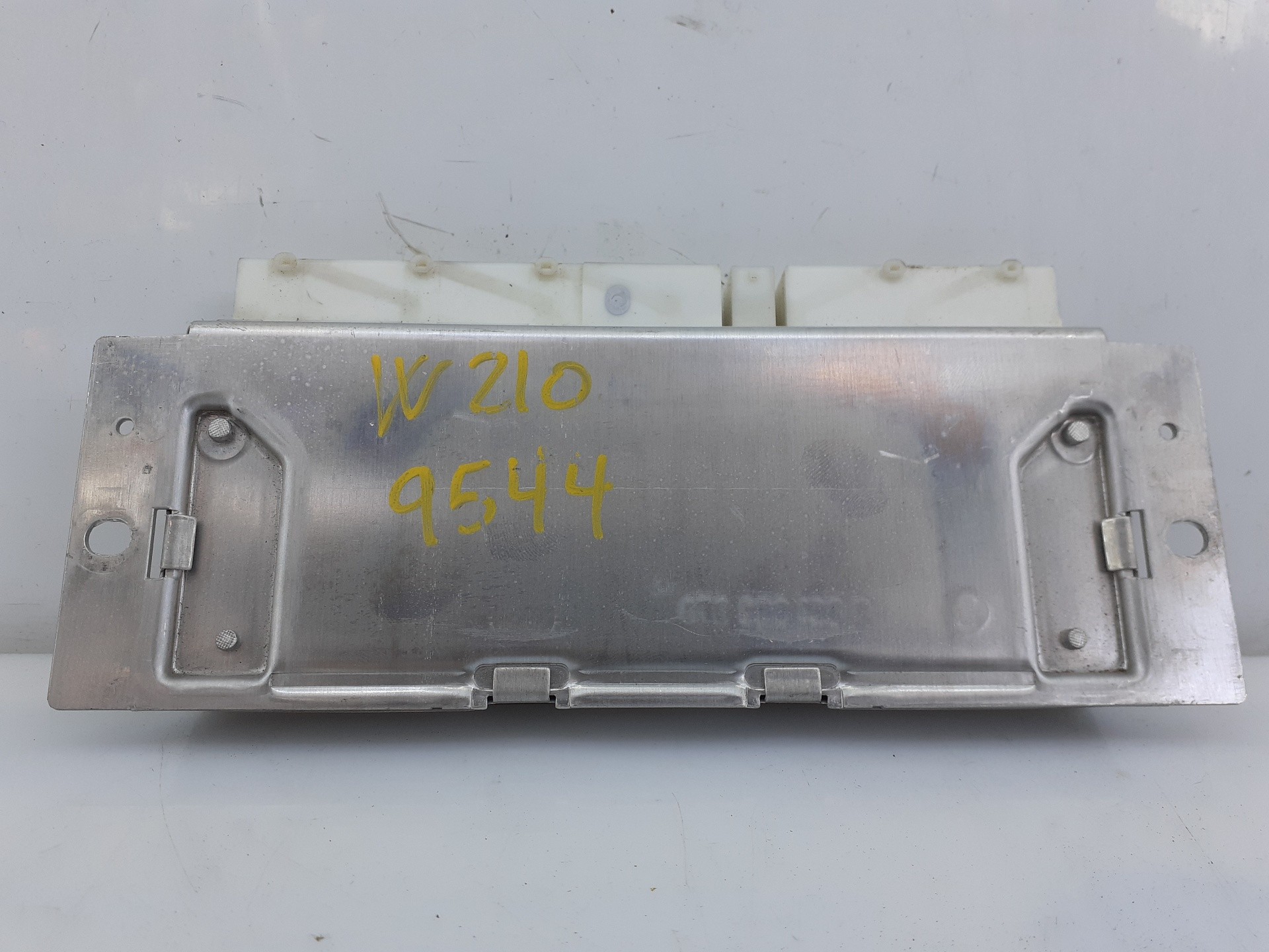 CENTRALITA ESP MERCEDES-BENZ CLASE E (W210) BERLINA 0175457332 / E3-A1-3-3 / 0265109052 0175457332E3A1330265109052