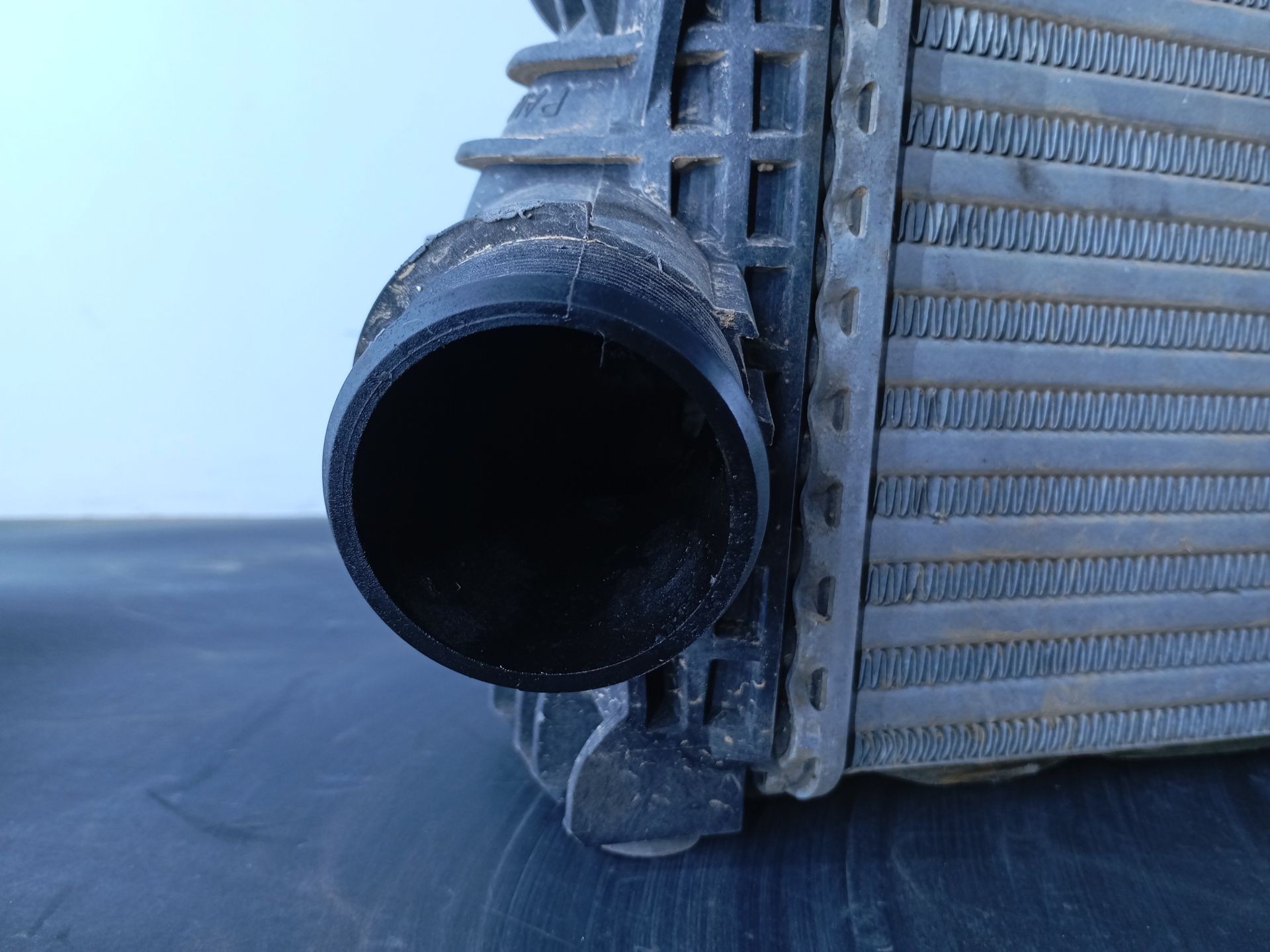 INTERCOOLER FORD TRANSIT GK216K775AE / P2-A11-16 GK216K775AEP2A1116 - Vista 2