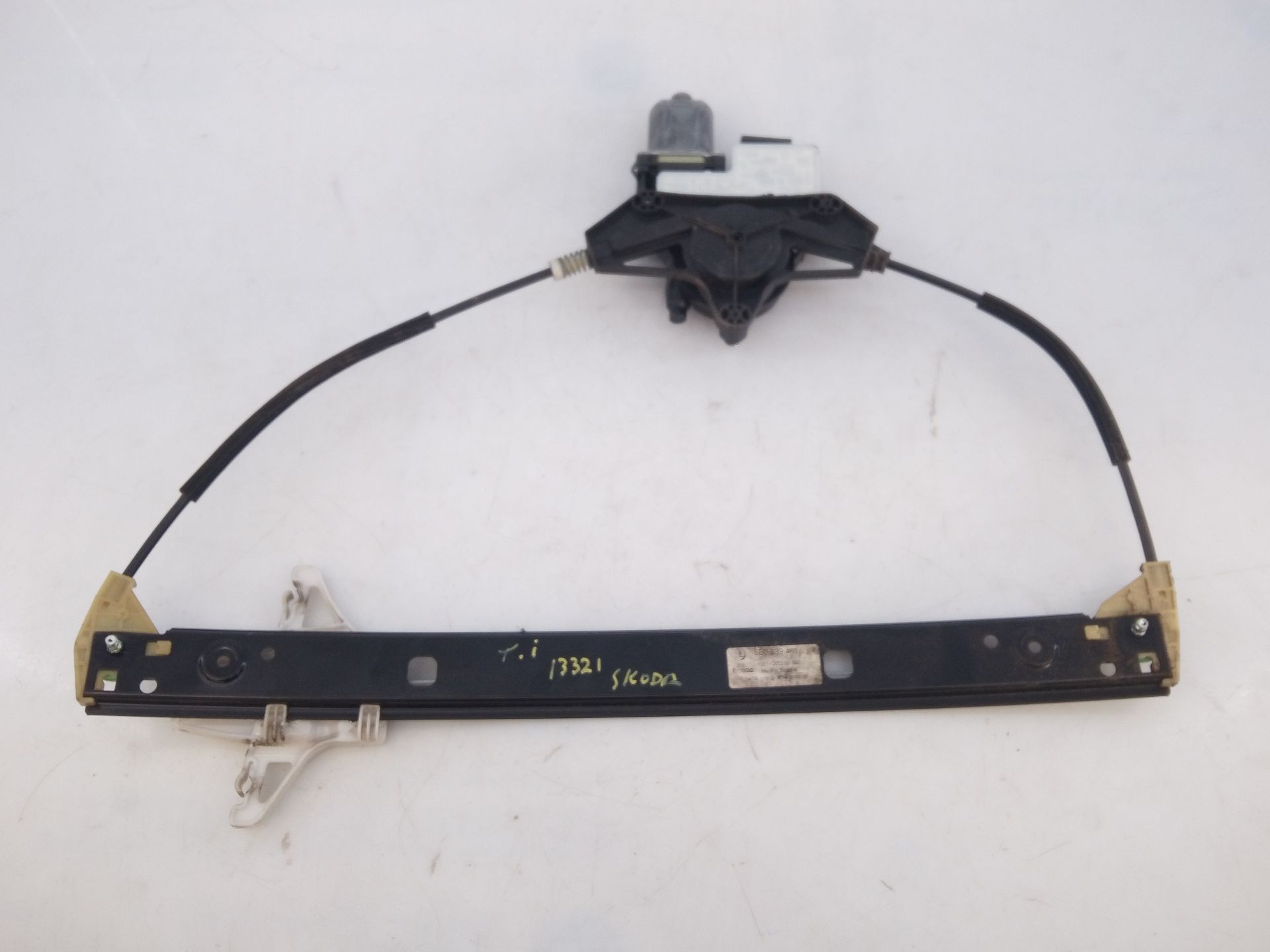 ELEVALUNAS TRASERO IZQUIERDO SKODA OCTAVIA III (5E3, NL3, NR3) 5Q0959811A / E1-A5-43-2 5Q0959811AE1A5432 - Vista 2