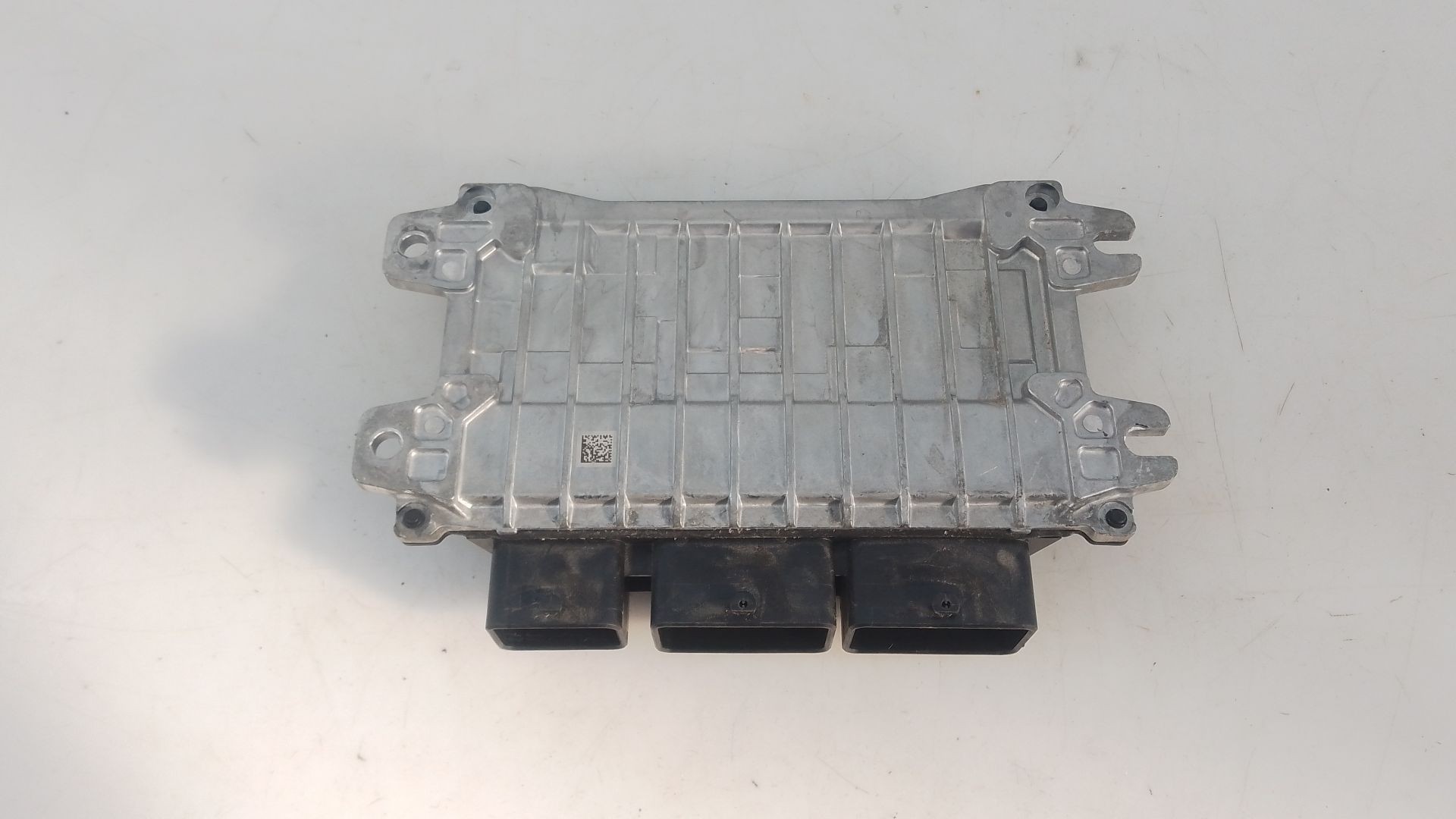 CENTRALITA MOTOR UCE RENAULT CAPTUR II (HF_) 237105990S / E2-A1-13-8 / 237102425S 237105990SE2A1138237102425S - Vista 2