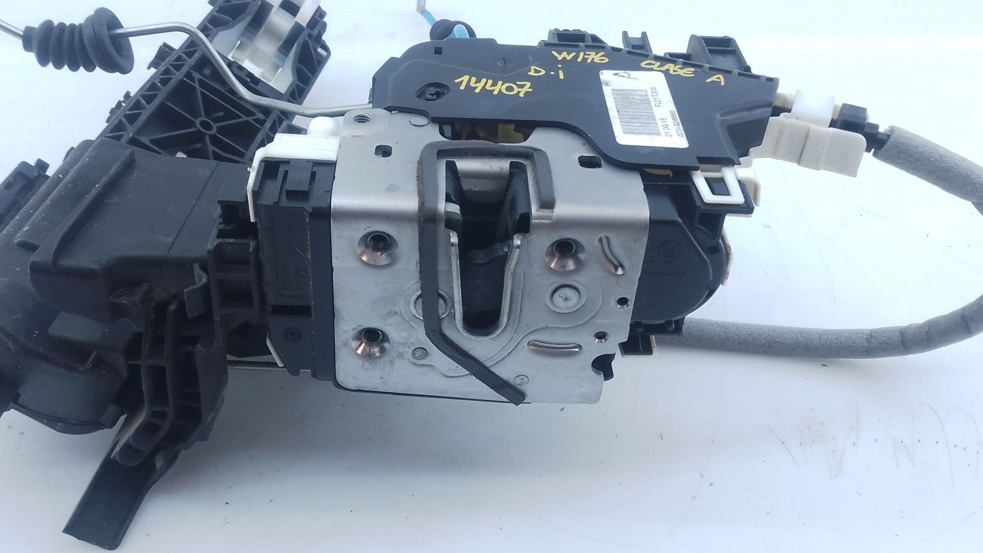 CERRADURA PUERTA DELANTERA IZQUIERDA MERCEDES-BENZ CLASE A (W176) 0004926669 / E1-A2-8-1 0004926669E1A281 - Vista 2