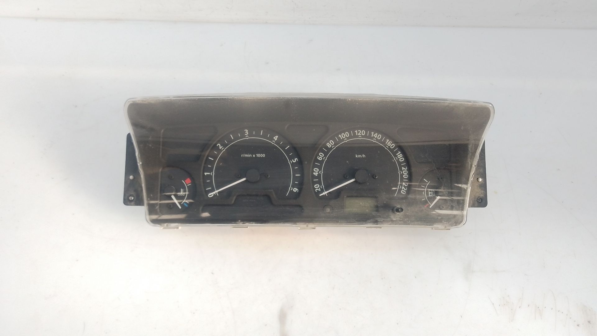 CUADRO INSTRUMENTOS LAND ROVER DISCOVERY II (L318) E3-B3-19-2 E3B3192