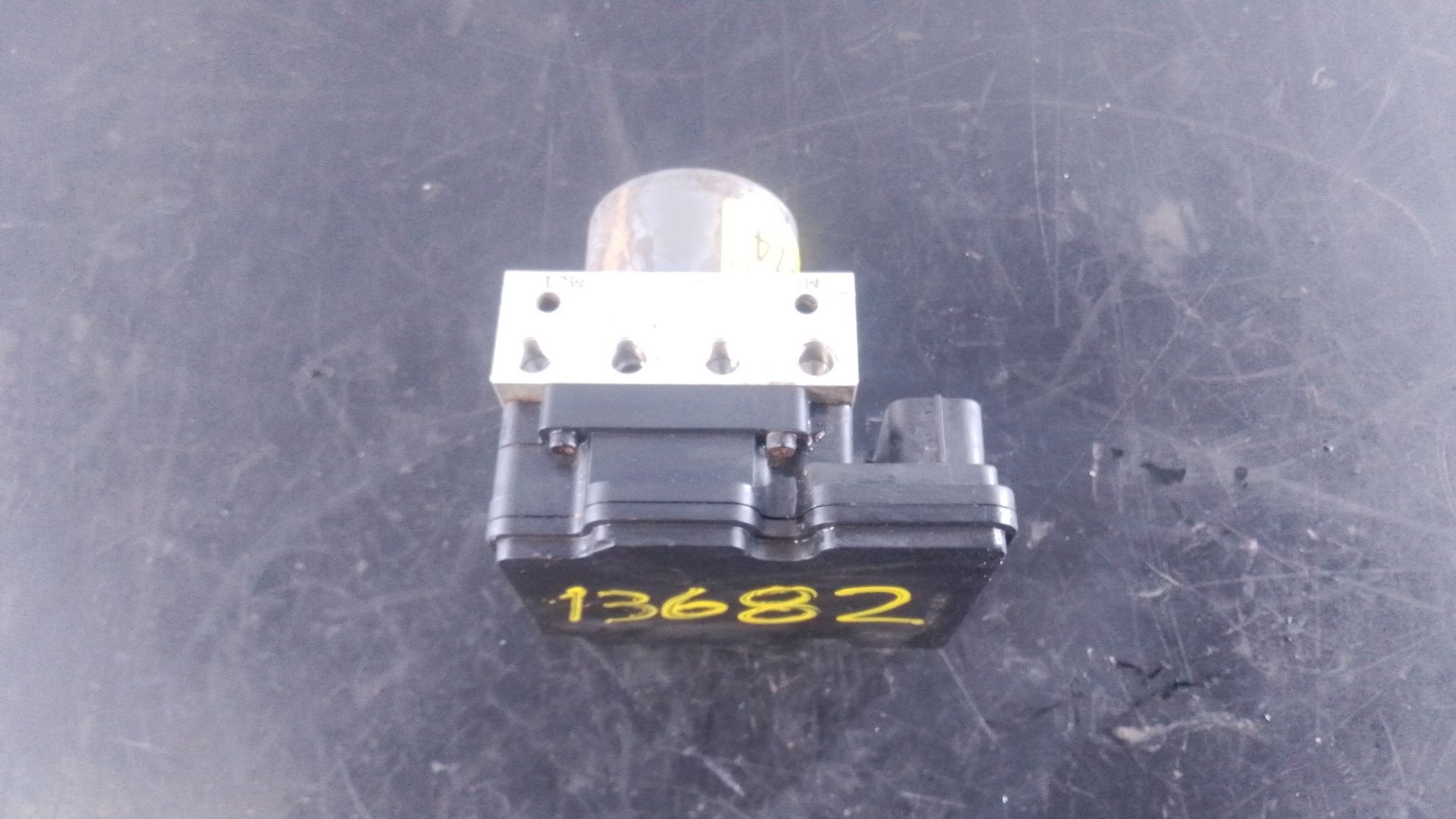 ABS KIA SOUL II (PS) B258922550 / P3-B9-25-5 / 58900B2740 B258922550P3B925558900B2740 - Vista 3