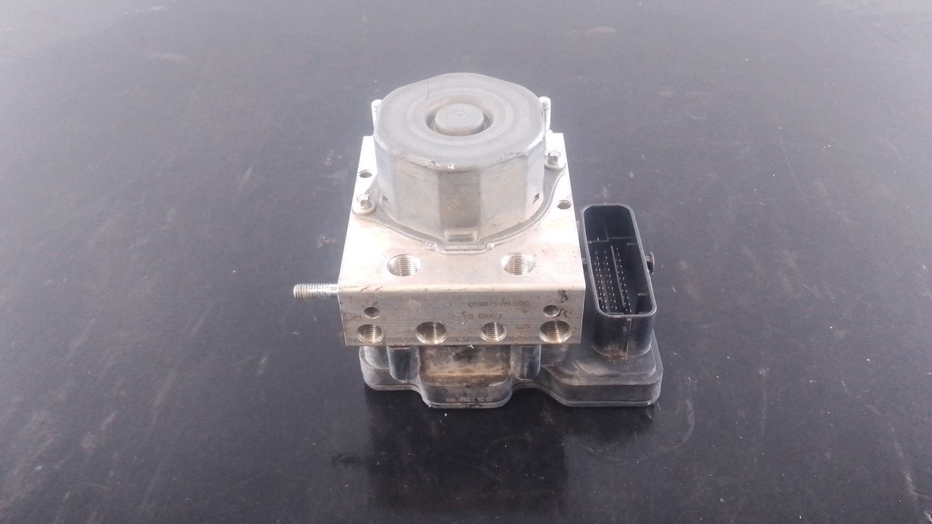 ABS RENAULT CLIO IV (BH_) 476601842R / P3-A8-9-3 476601842RP3A893 - Vista 3