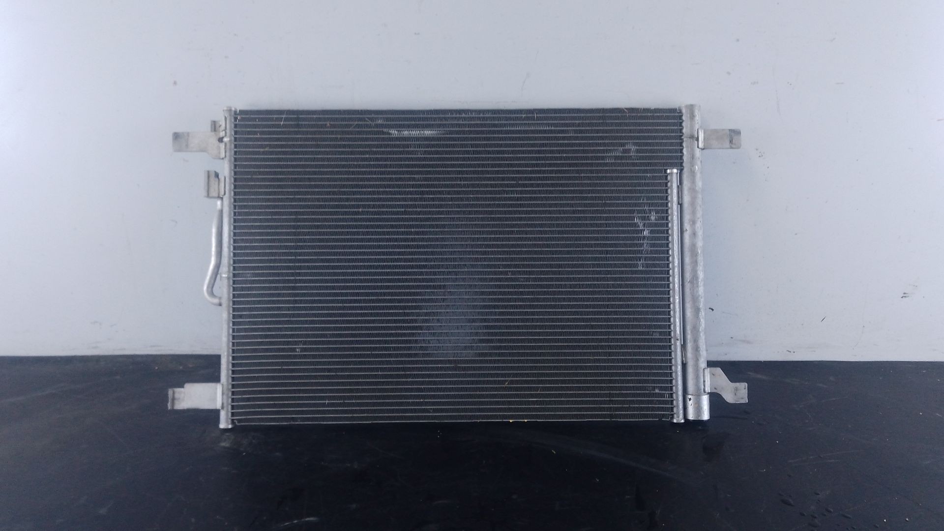 CONDENSADOR / RADIADOR AIRE ACONDICIONADO VOLKSWAGEN TIGUAN (AD1, AX1) 5Q0816411AR / P2-B5-9 5Q0816411ARP2B59 - Vista 2