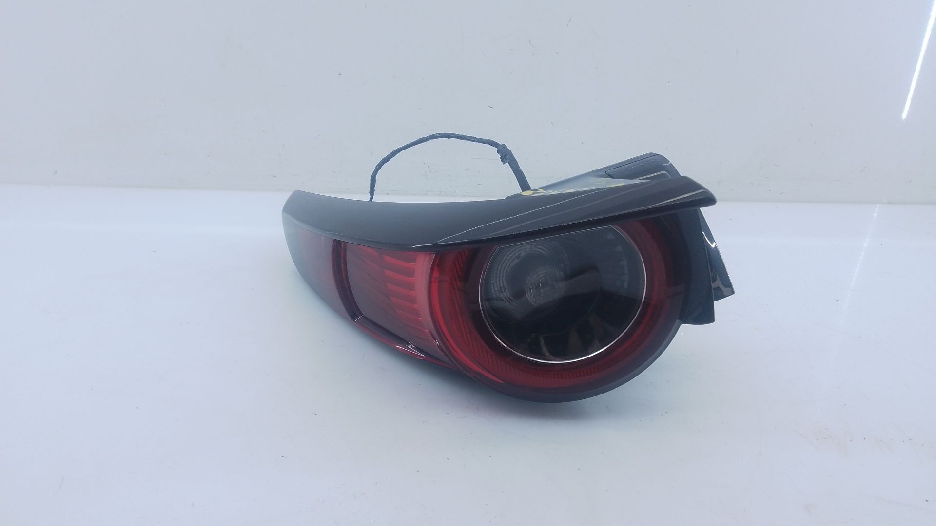 PILOTO TRASERO IZQUIERDO MAZDA CX-30 (DM) E2-A2-9-2 E2A292