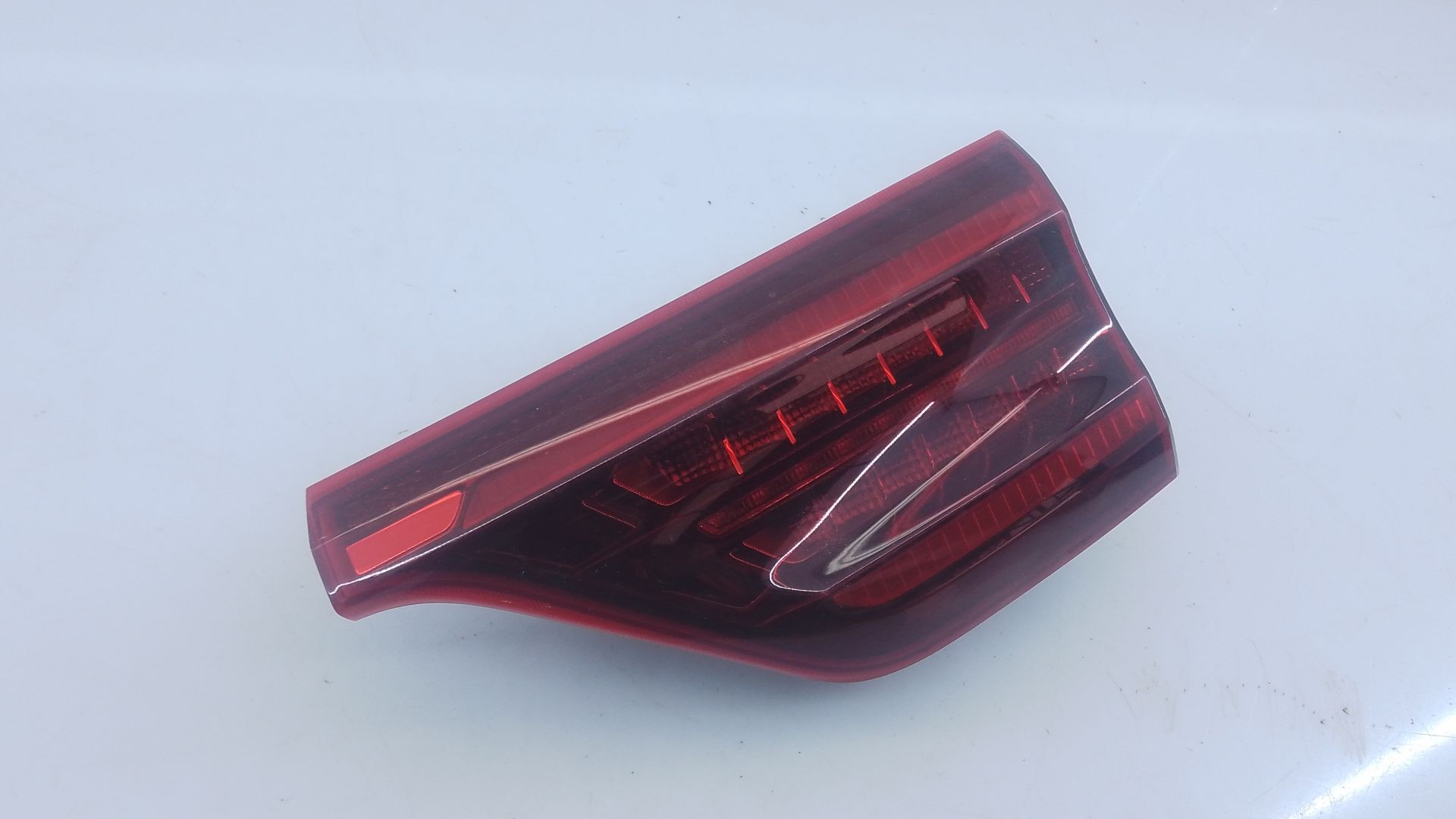 PILOTO TRASERO DERECHO PORTON KIA SPORTAGE 92406F1600 / E2-B5-8-1 92406F1600E2B581 - Vista 3