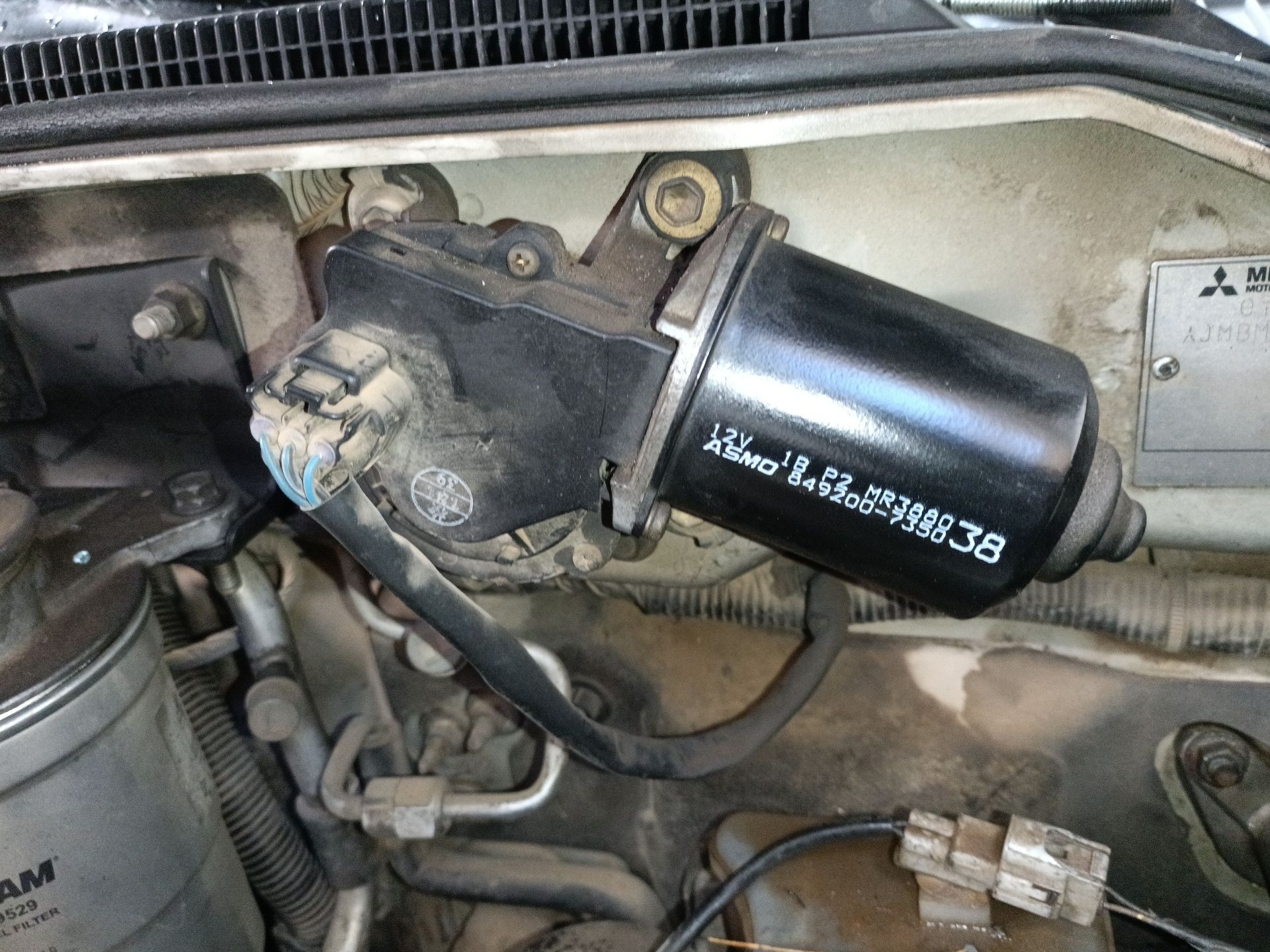 MOTOR LIMPIA DELANTERO MITSUBISHI MONTERO III (V7_W, V6_W) MR388038 / 8492007350 MR3880388492007350