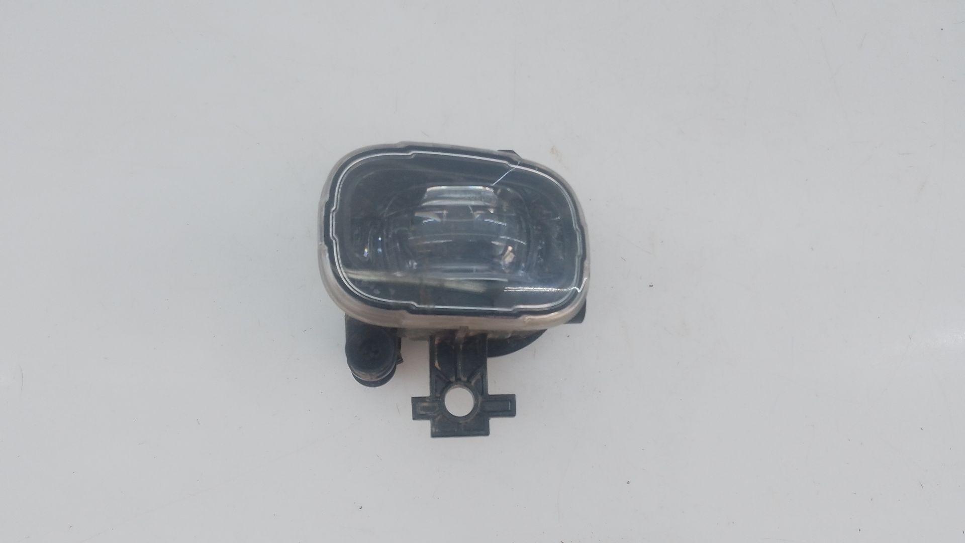 FARO ANTINIEBLA DERECHO RENAULT CLIO V (B7_) 261504122R / E1-A1-7-1 261504122RE1A171 - Vista 2