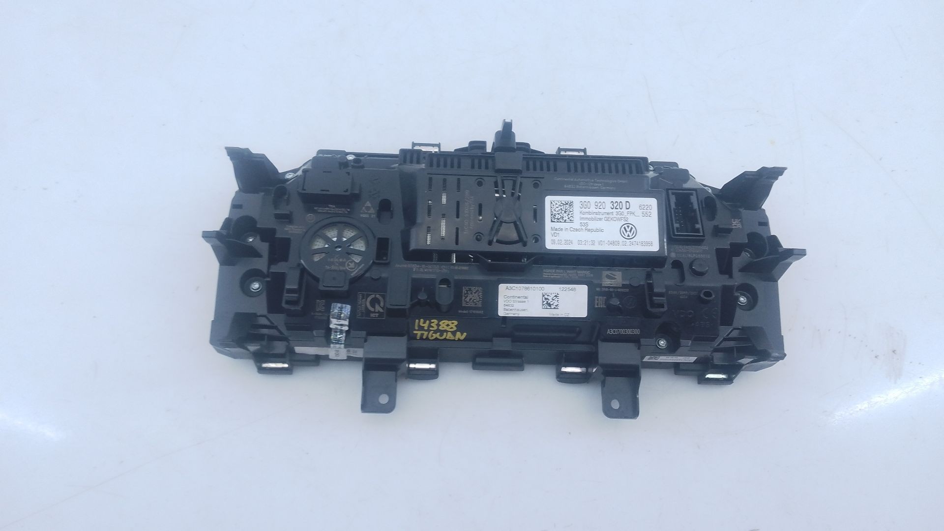 CUADRO INSTRUMENTOS VOLKSWAGEN TIGUAN (AD1, AX1) 3G0920320D / E2-B2-29-2 3G0920320DE2B2292 - Vista 3