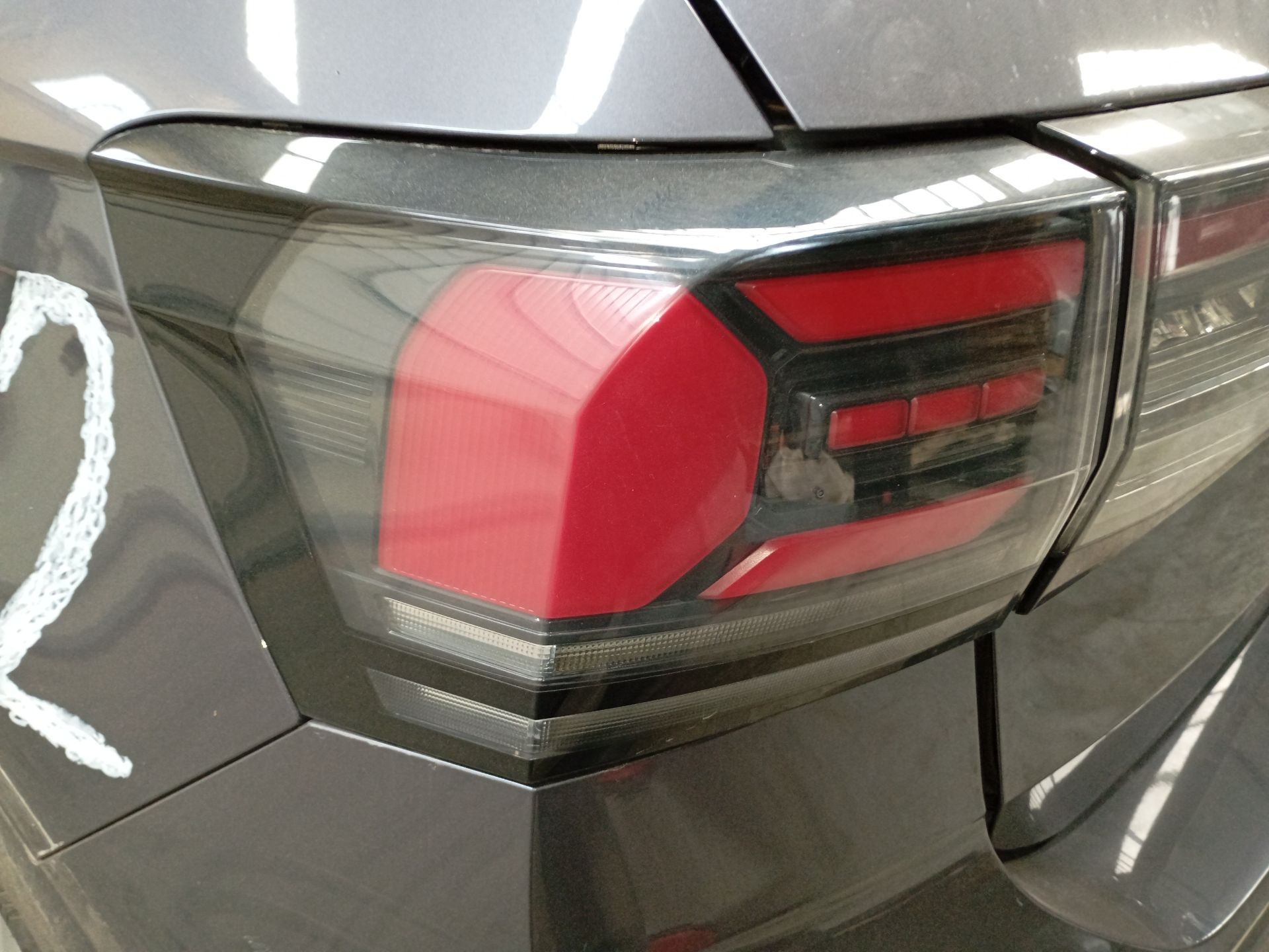 PILOTO TRASERO IZQUIERDO VOLKSWAGEN T-CROSS (C11, D31) 2GM945095F / E1-B6-9-1 2GM945095FE1B691 - Vista 2