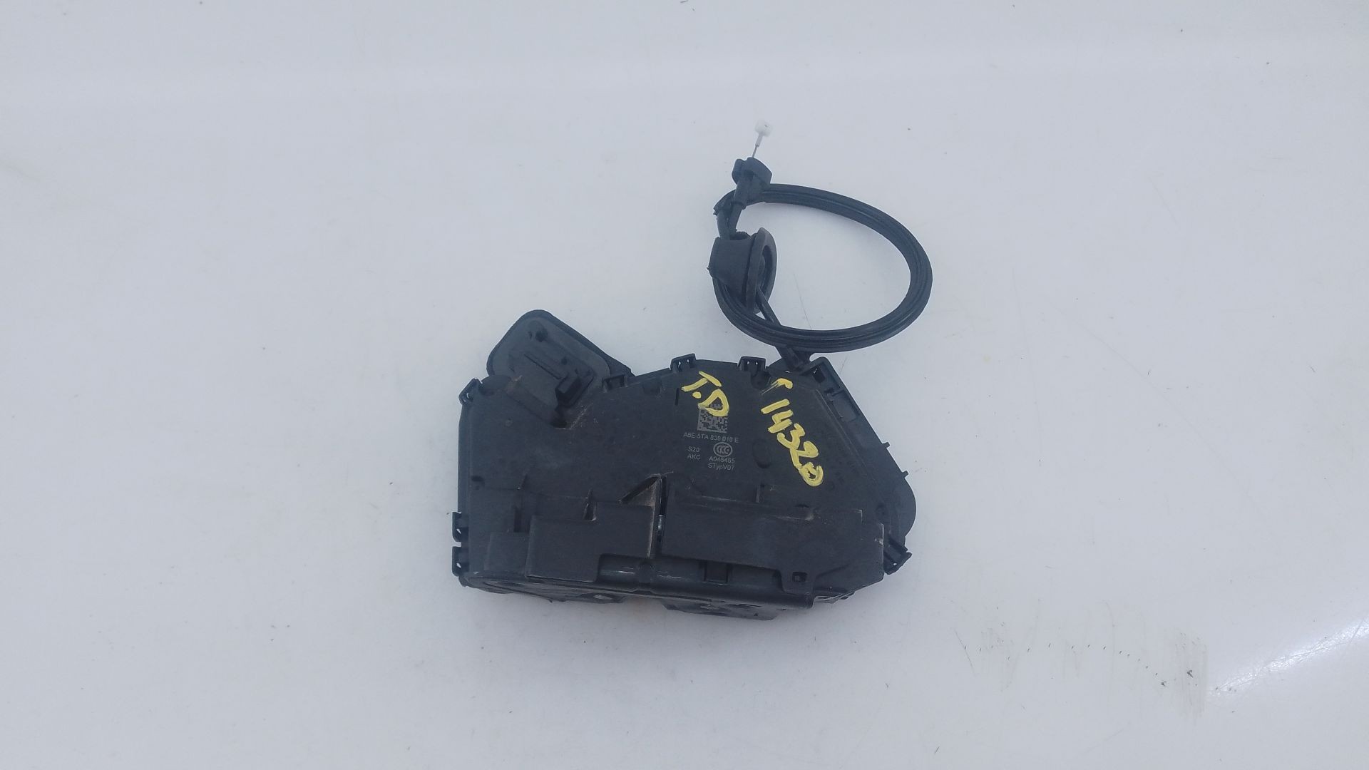 CERRADURA PUERTA TRASERA DERECHA SEAT IBIZA V (KJ1, KJG) 5TA839016E / E1-B2-12-2 5TA839016EE1B2122