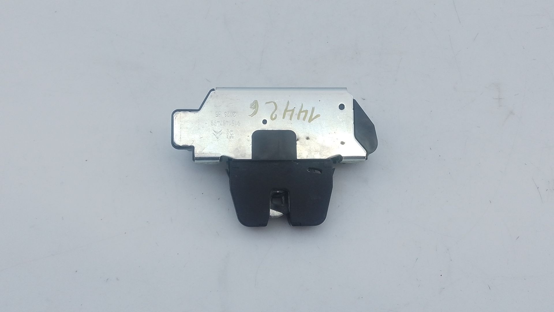 CERRADURA MALETERO / PORTON PEUGEOT 2008 II (UD_, US_, UY_, UJ_, UR_, UC_) 9151487499 / E1-A4-7-2 9151487499E1A472 - Vista 2