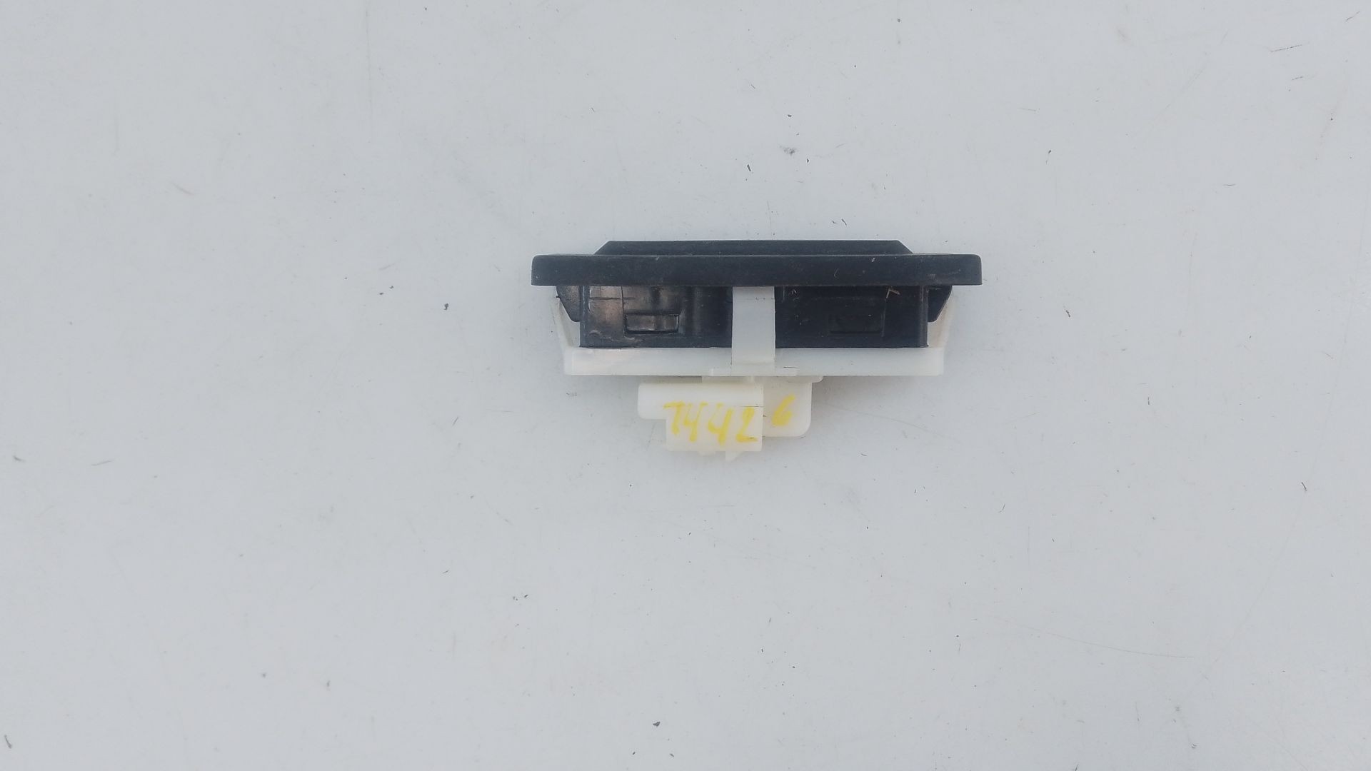 MANETA EXTERIOR PORTON PEUGEOT 2008 II (UD_, US_, UY_, UJ_, UR_, UC_) E1-A4-11-2 E1A4112 - Vista 2