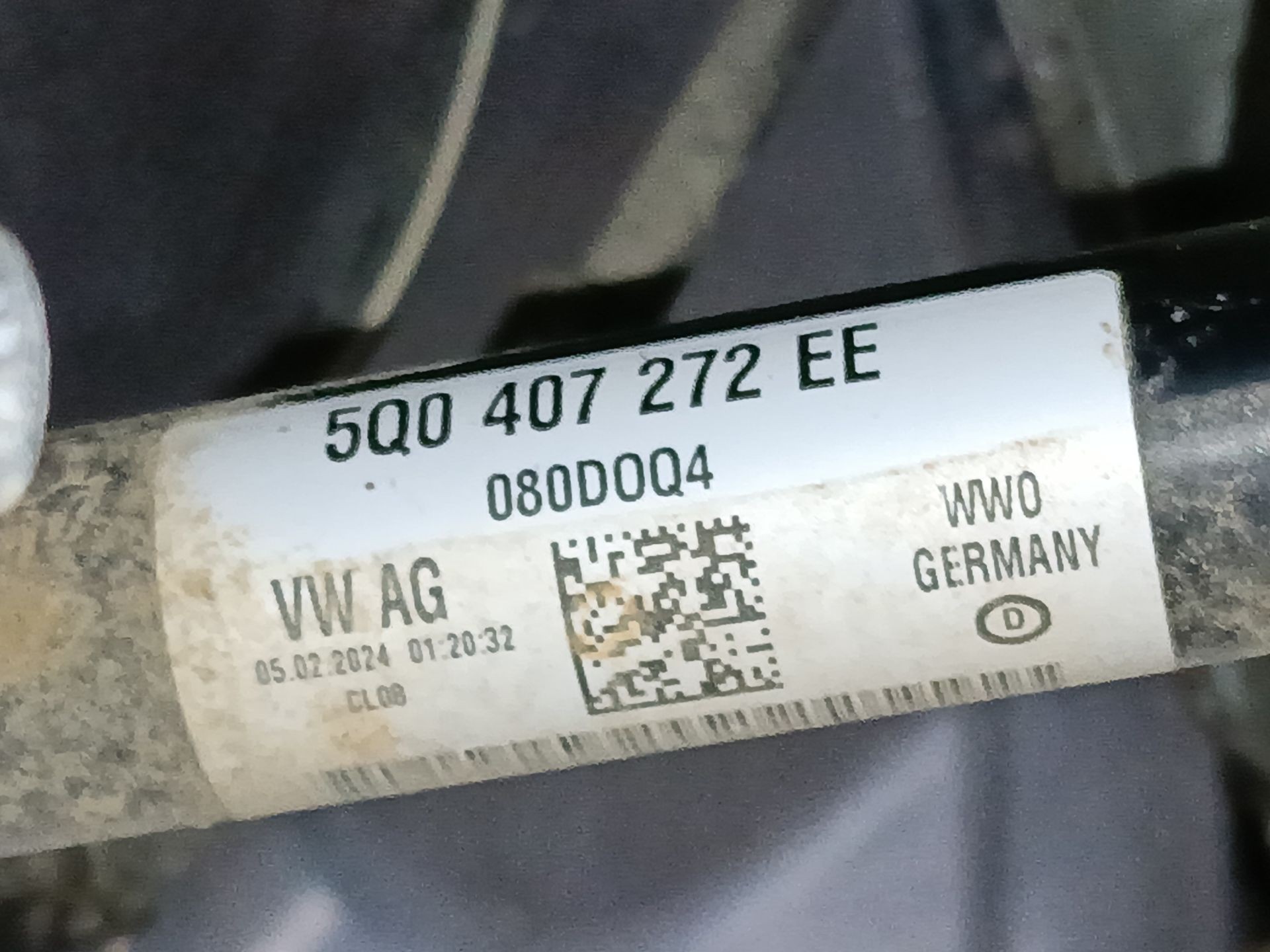 TRANSMISION DELANTERA DERECHA AUDI Q2 (GAB, GAG) 5Q0407272EE 5Q0407272EE