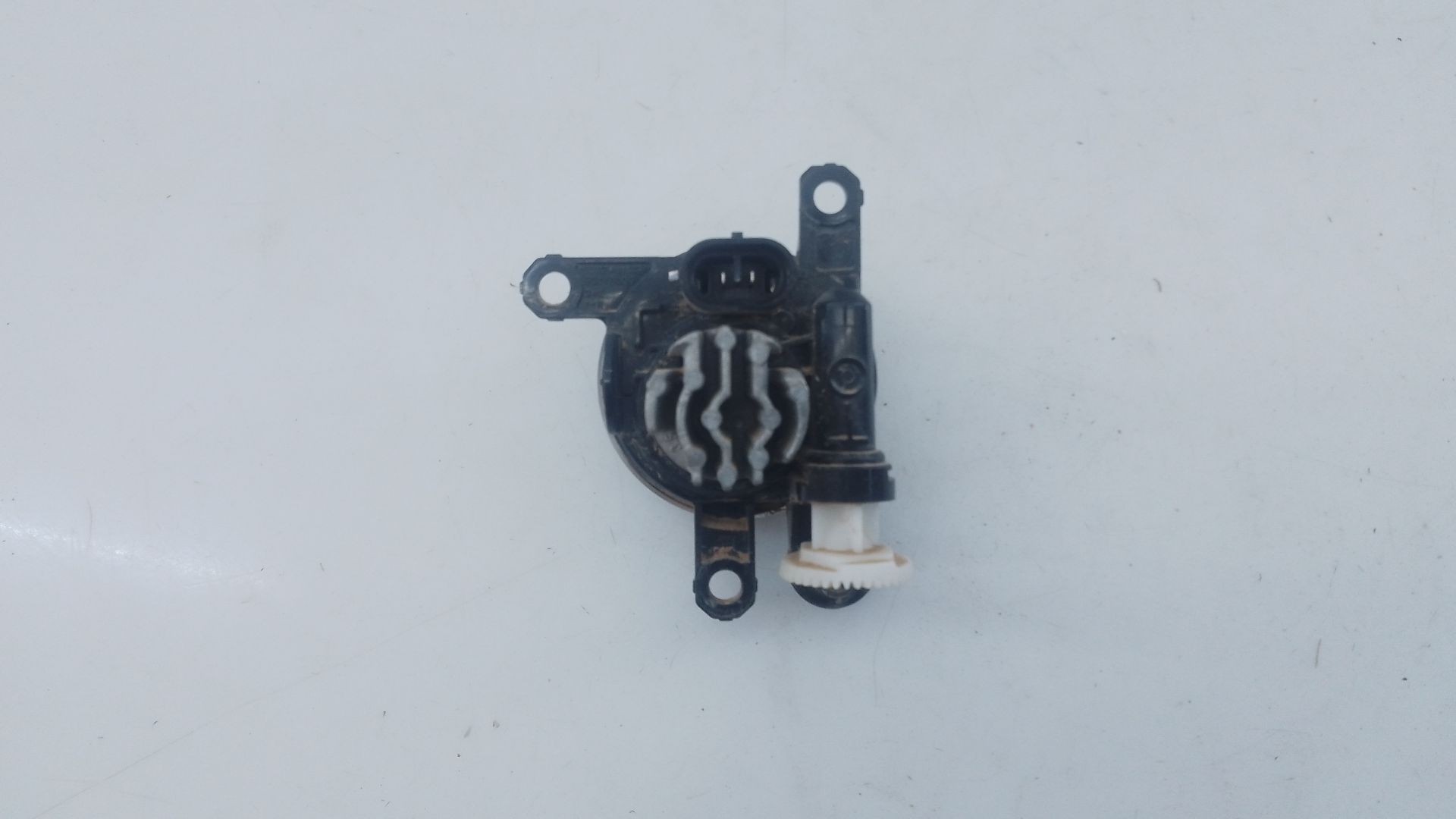 FARO ANTINIEBLA DERECHO OPEL CROSSLAND X / CROSSLAND (P17, P2QO) 13497330 / E2-B6-9-1 13497330E2B691 - Vista 3