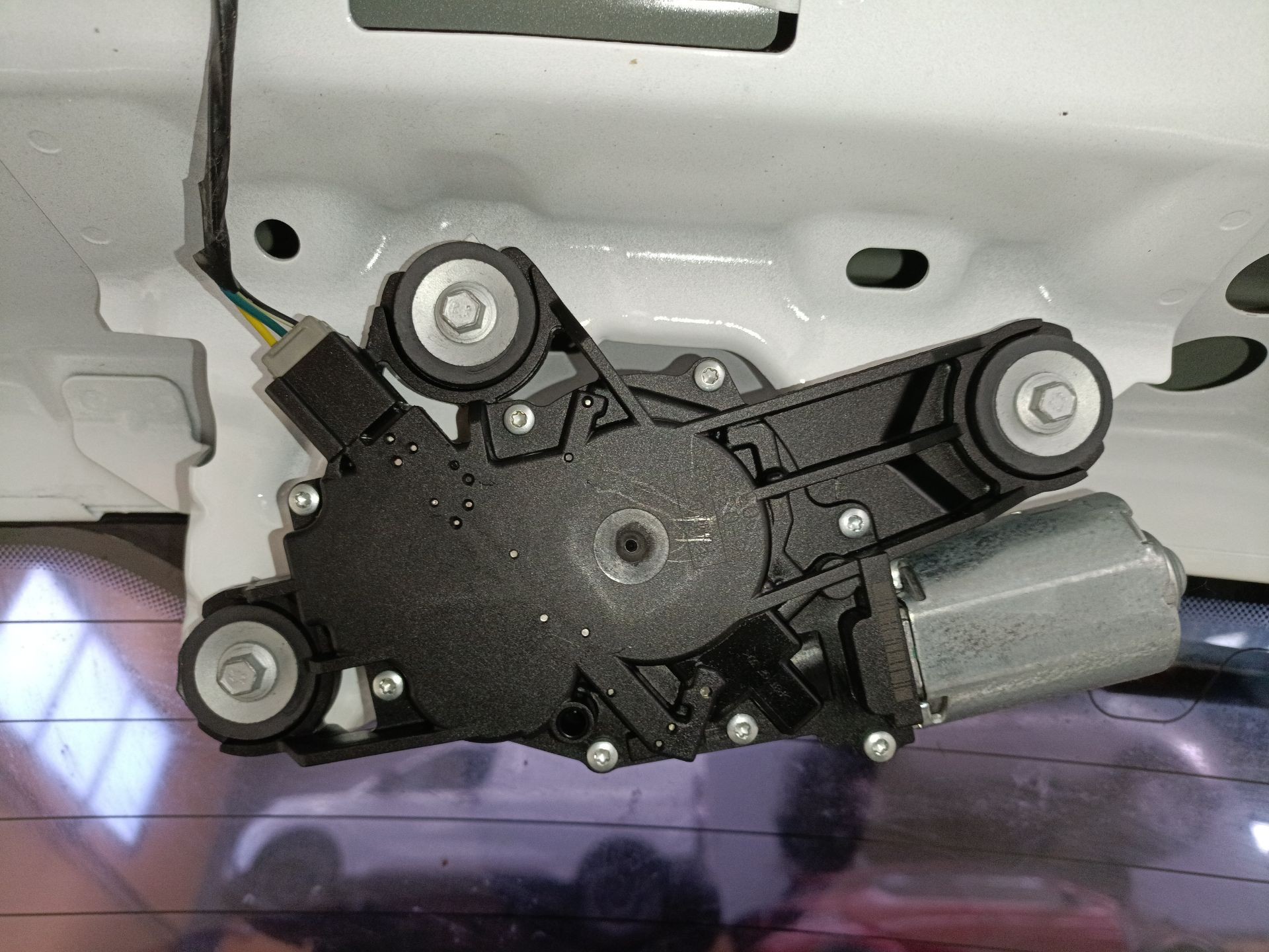 MOTOR LIMPIA TRASERO FORD FOCUS III Turnier F1FB17K441AA / 0390201259 F1FB17K441AA0390201259