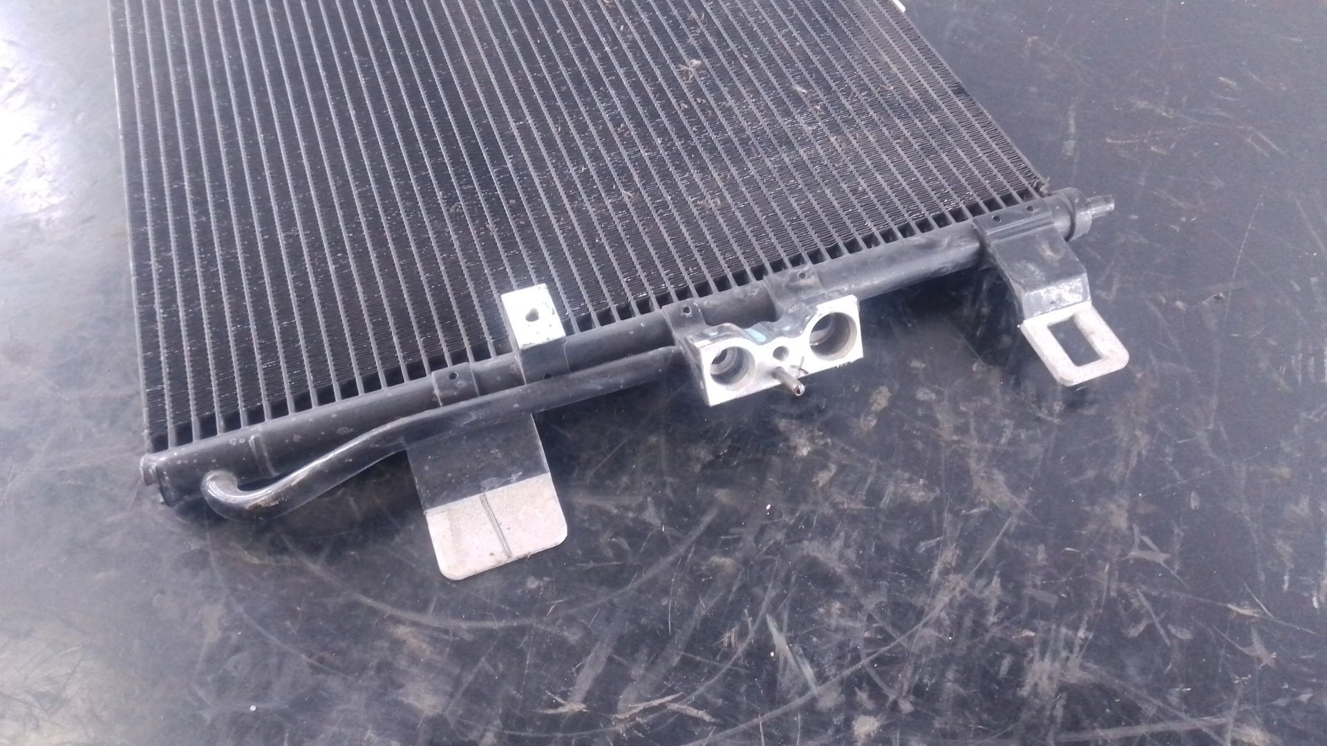 CONDENSADOR / RADIADOR AIRE ACONDICIONADO AUDI Q5 (FYB, FYG) 80A816411P / P2-B5-18 80A816411PP2B518 - Vista 3