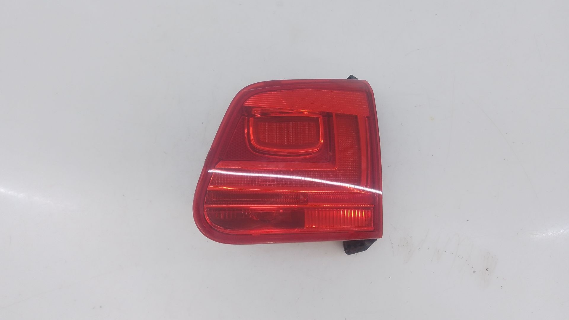 PILOTO TRASERO DERECHO PORTON VOLKSWAGEN TIGUAN (5N_) E1-B2-7-1 E1B271