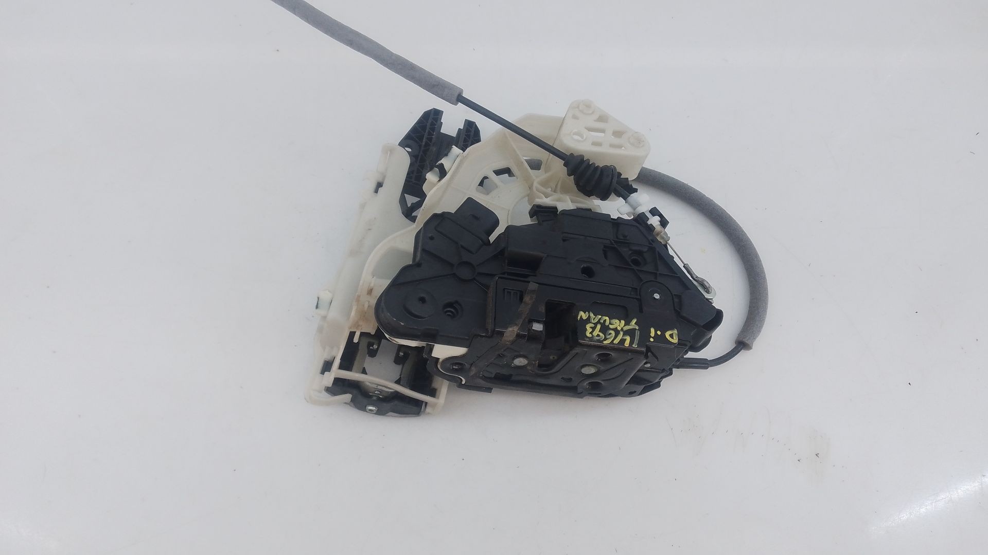 CERRADURA PUERTA DELANTERA IZQUIERDA VOLKSWAGEN TIGUAN (5N_) 5N1837015E / E1-B2-4-2 5N1837015EE1B242