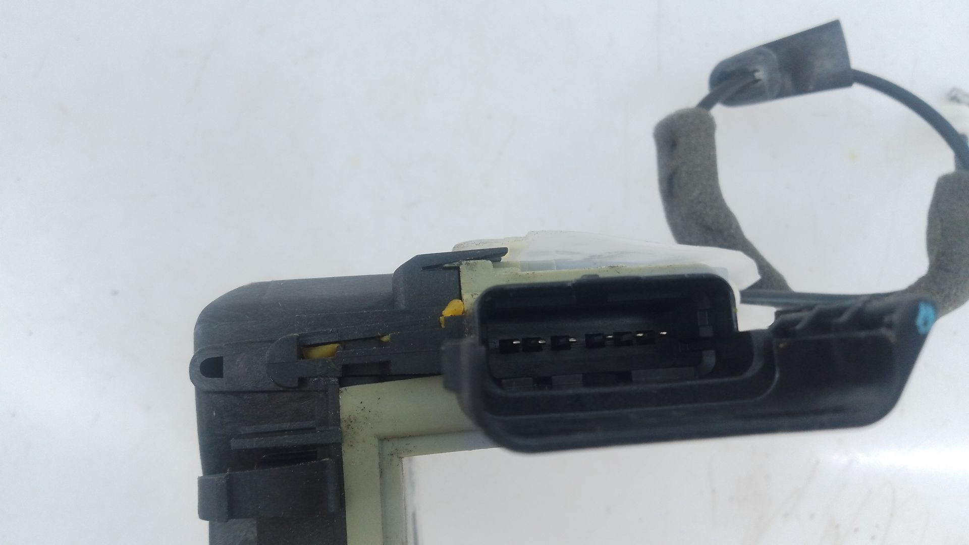 CERRADURA PUERTA TRASERA IZQUIERDA CITROËN C5 BERLINA E1-B2-4-2 E1B242 - Vista 3