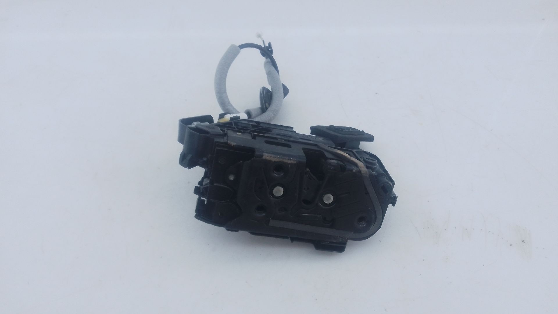 CERRADURA PUERTA TRASERA DERECHA SEAT LEON SPORTSTOURER KL8 5TA839016L / E1-B2-4-2 5TA839016LE1B242 - Vista 2