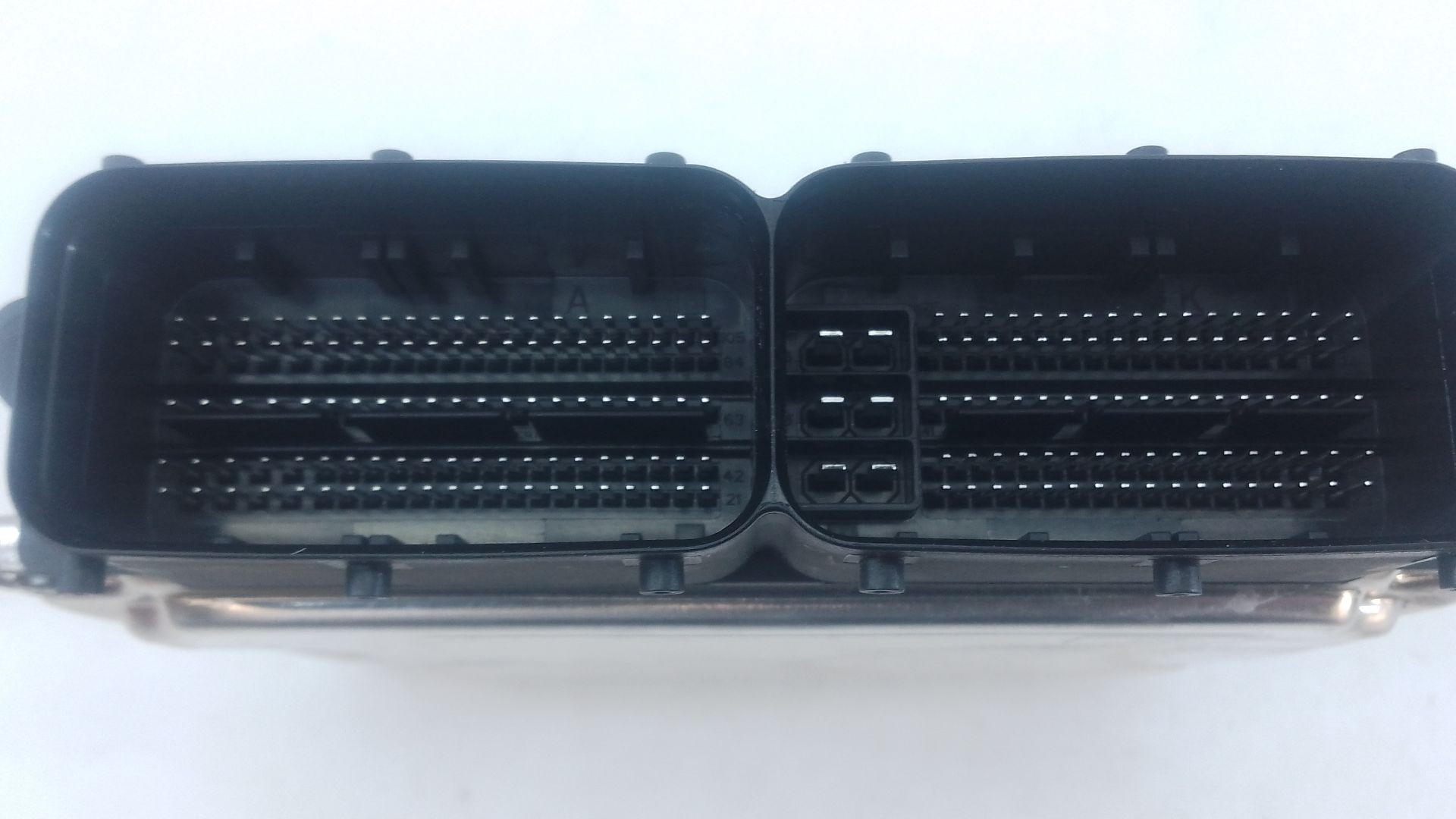 CENTRALITA MOTOR UCE VOLKSWAGEN CADDY V Furgón/monospace (SBA, SBH) 05L907308AA / E2-A1-15-9 / 0281039430 05L907308AAE2A11590281039430 - Vista 3