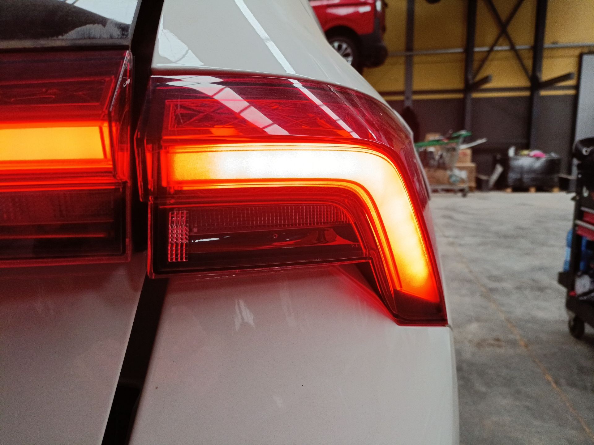 PILOTO TRASERO DERECHO SKODA SCALA (NW1) 657945208B / E1-A5-6-1 657945208BE1A561 - Vista 3