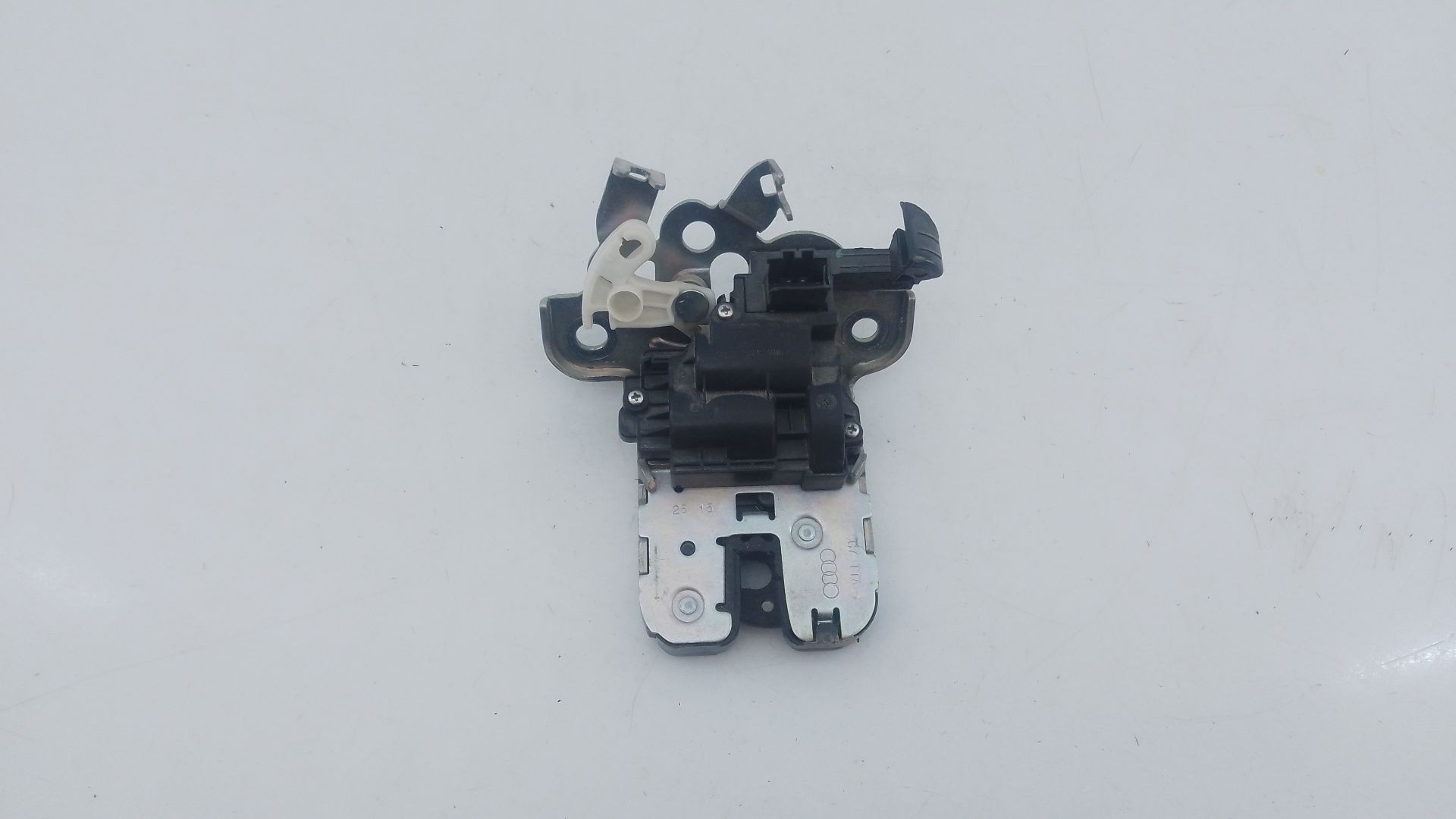 CERRADURA MALETERO / PORTON AUDI A1 Sportback (8XA, 8XF) 8R0827505 / E1-B2-52-2 8R0827505E1B2522 - Vista 2