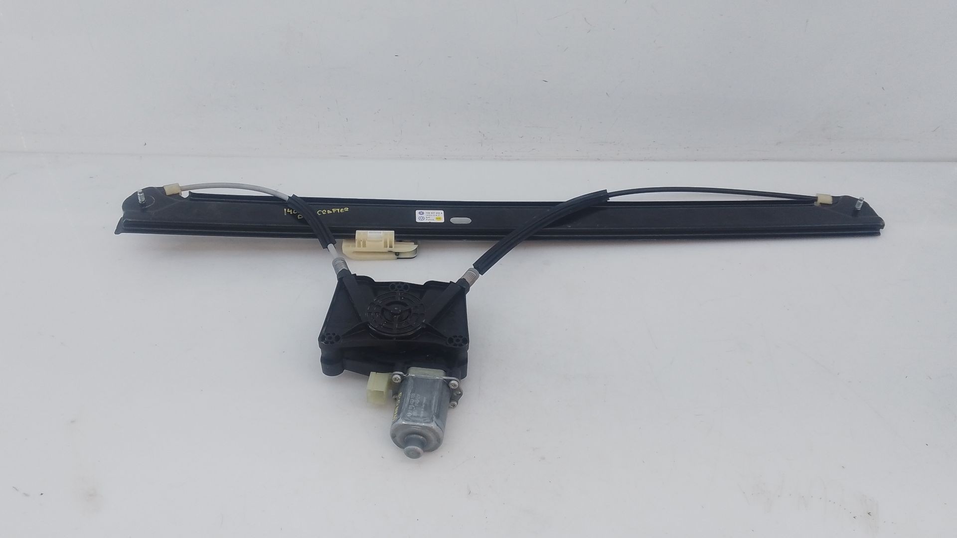ELEVALUNAS DELANTERO DERECHO VOLKSWAGEN CRAFTER Caja/Chasis (SZ_) 8W0959801DE / E1-B2-48-1 8W0959801DEE1B2481
