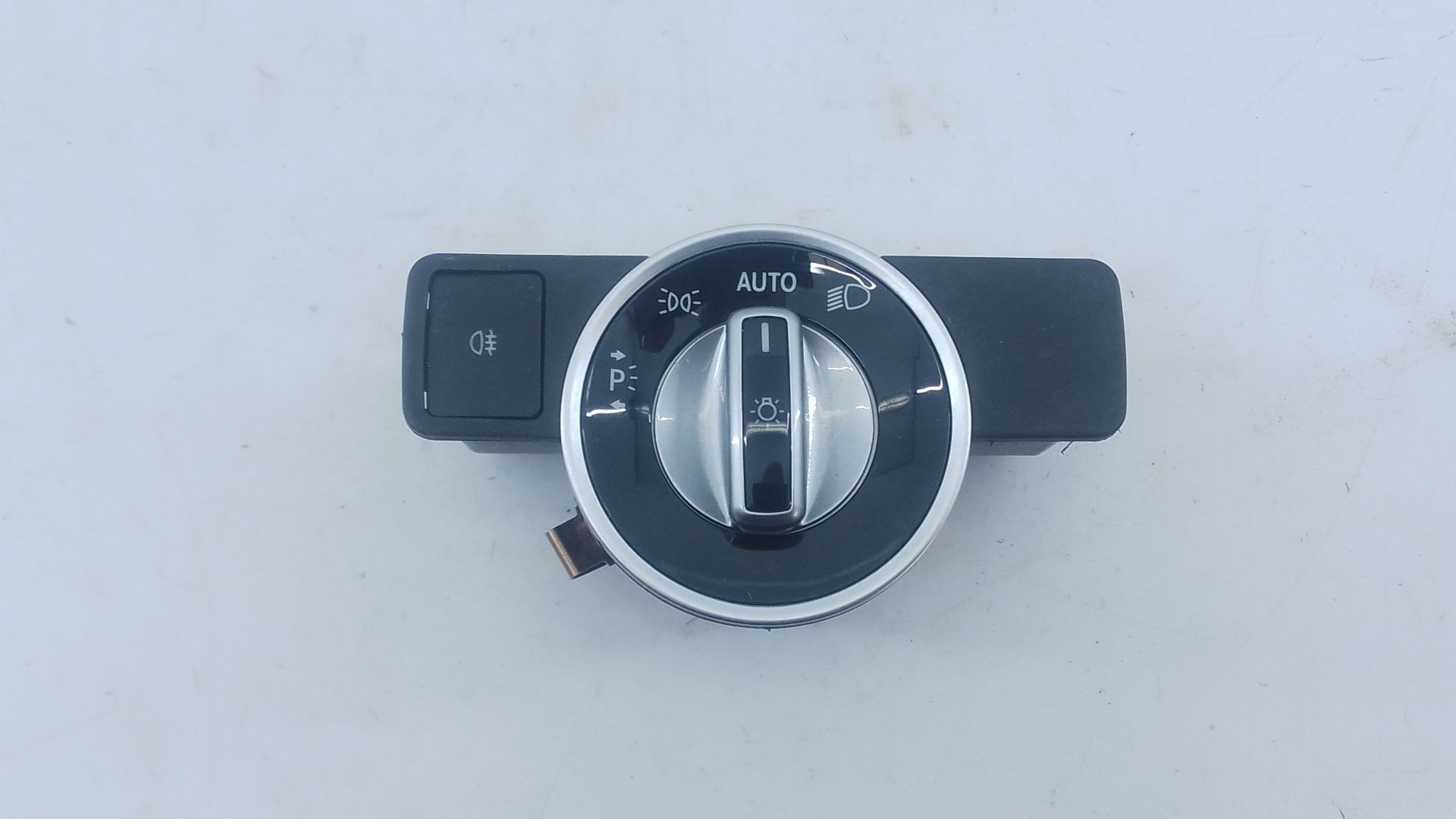 MANDO LUCES MERCEDES-BENZ CLASE A (W176) A2129050551 / E3-A1-13-1 A2129050551E3A1131