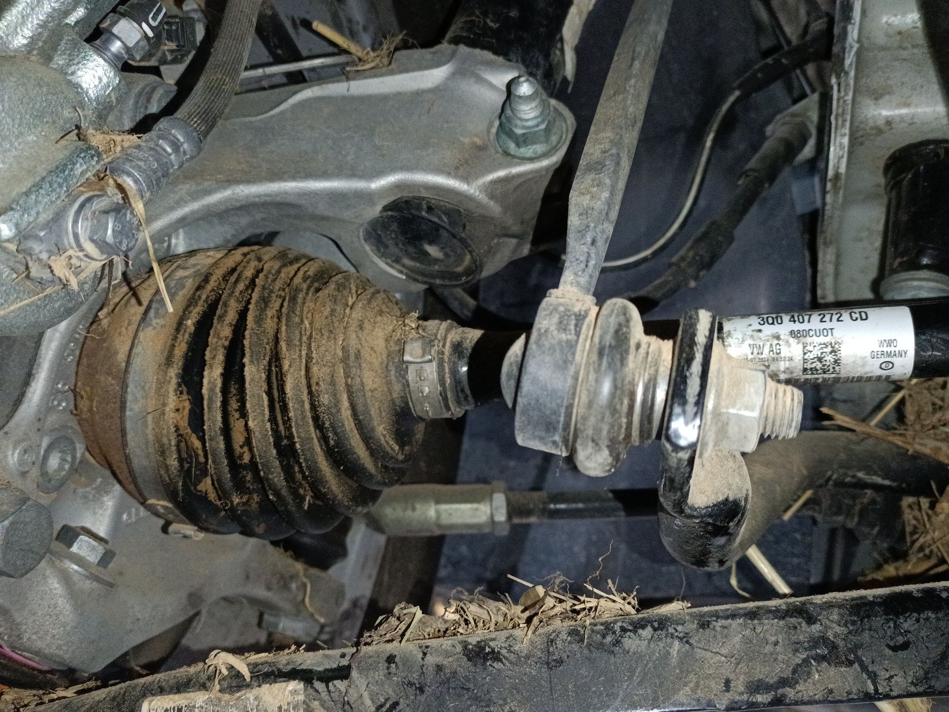 TRANSMISION DELANTERA DERECHA SKODA KAROQ (NU7, ND7) 3Q0407272CD 3Q0407272CD
