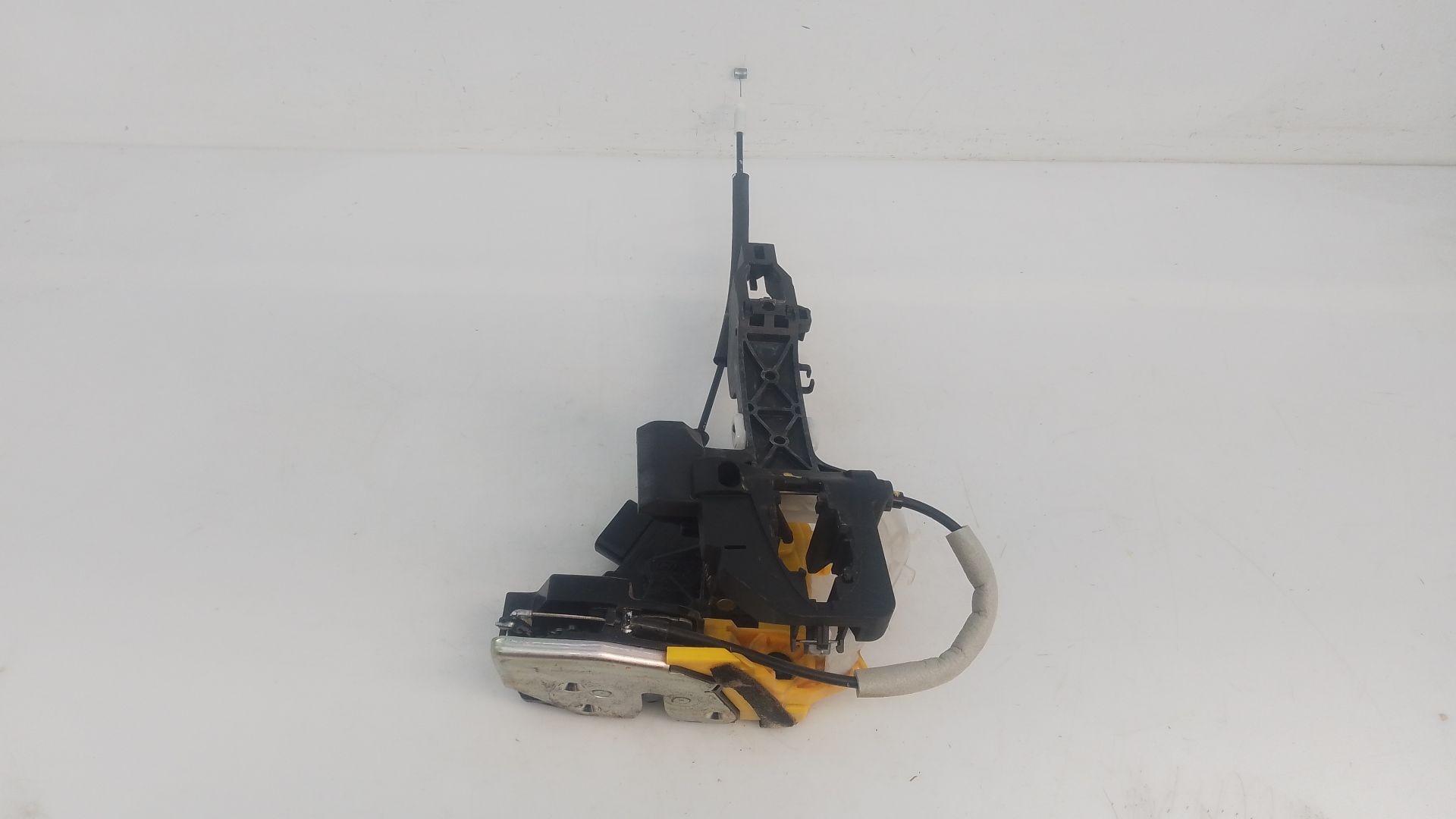 CERRADURA PUERTA DELANTERA IZQUIERDA KIA CEE´D (JD) 81310A2300 / E2-B5-5-1 81310A2300E2B551