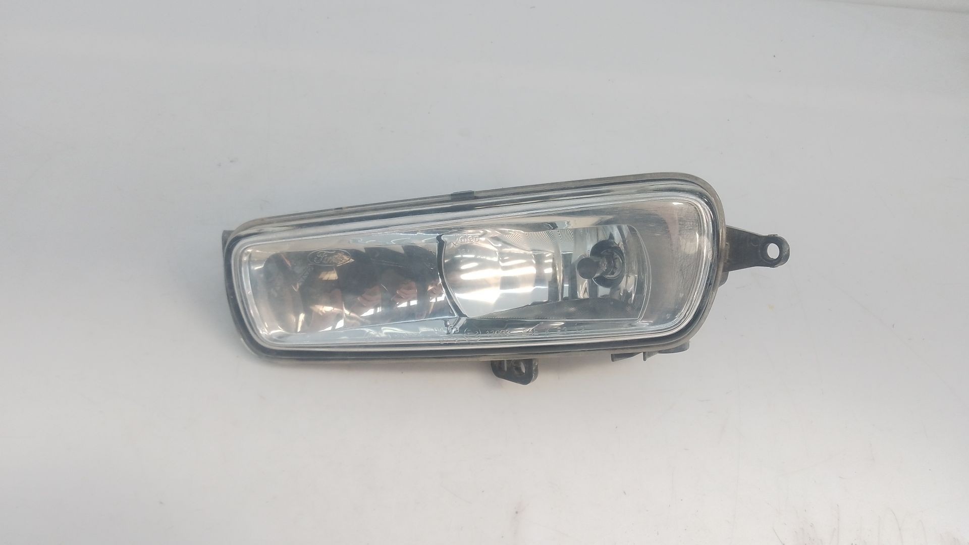 FARO ANTINIEBLA IZQUIERDO FORD TRANSIT V363 Furgoneta (FCD, FDD) F1EB15A255AB / E2-B3-14-1 F1EB15A255ABE2B3141