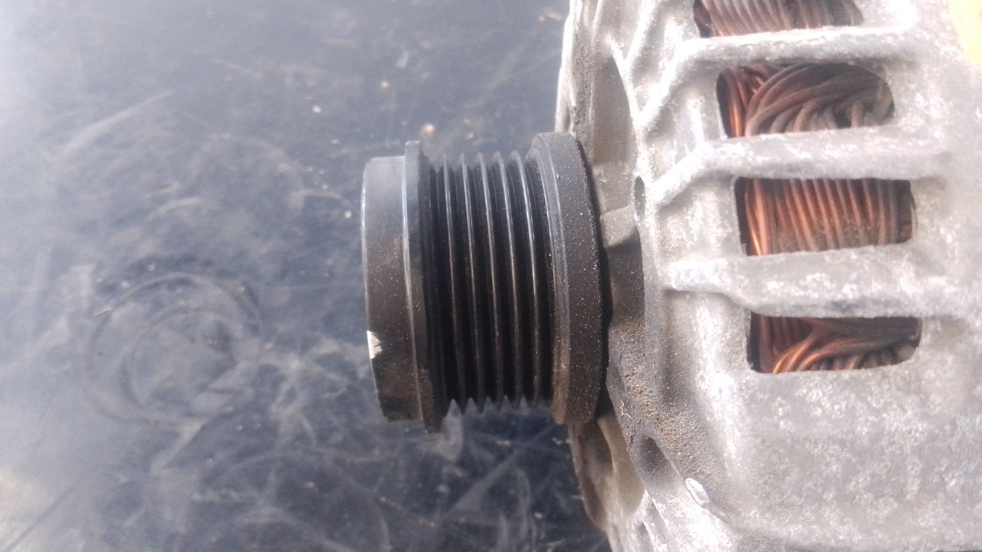 ALTERNADOR FORD KUGA II (DM2) AV6N10300GD / P3-B6-13-3 AV6N10300GDP3B6133 - Vista 2