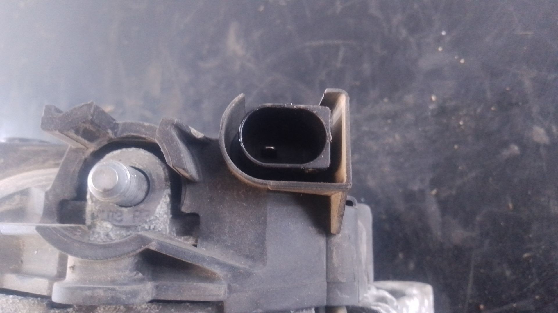ALTERNADOR FORD KUGA II (DM2) AV6N10300GD / P3-B6-13-3 AV6N10300GDP3B6133 - Vista 3