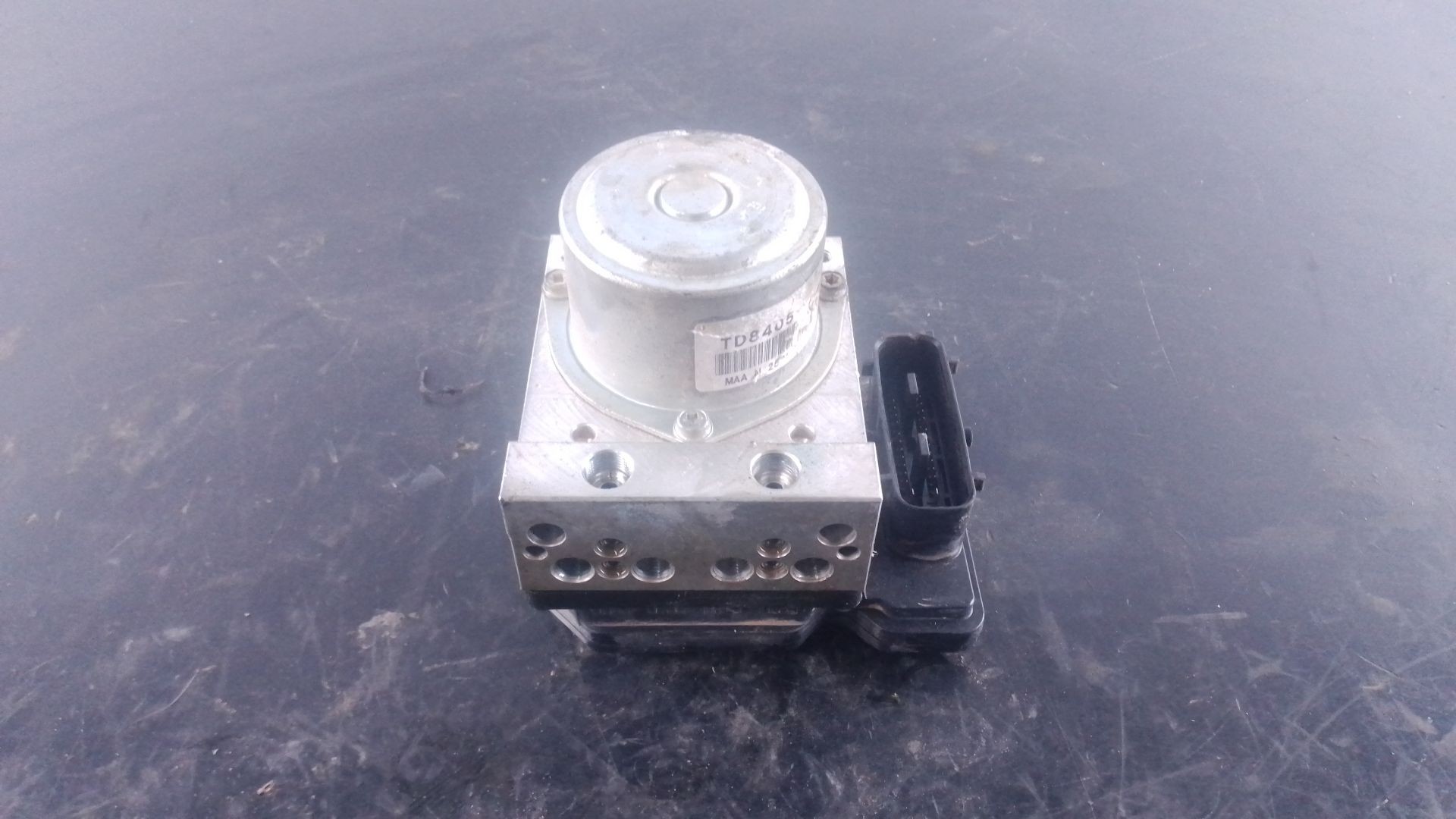ABS NISSAN JUKE (F15) 476601KK0A / P3-A8-19-2 476601KK0AP3A8192 - Vista 3