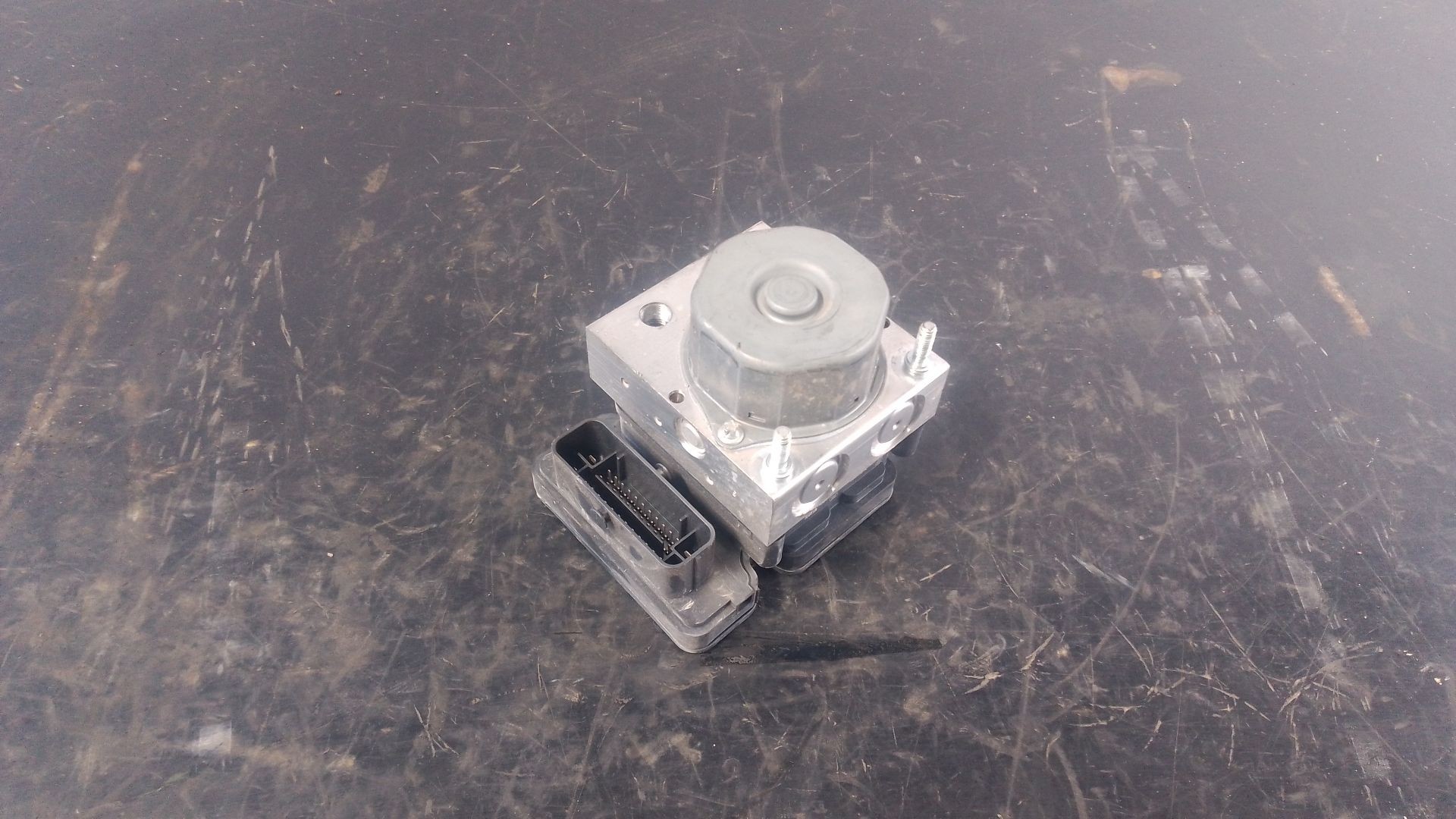 ABS RENAULT CLIO IV (BH_) 476605492R / P3-A8-13-5 476605492RP3A8135